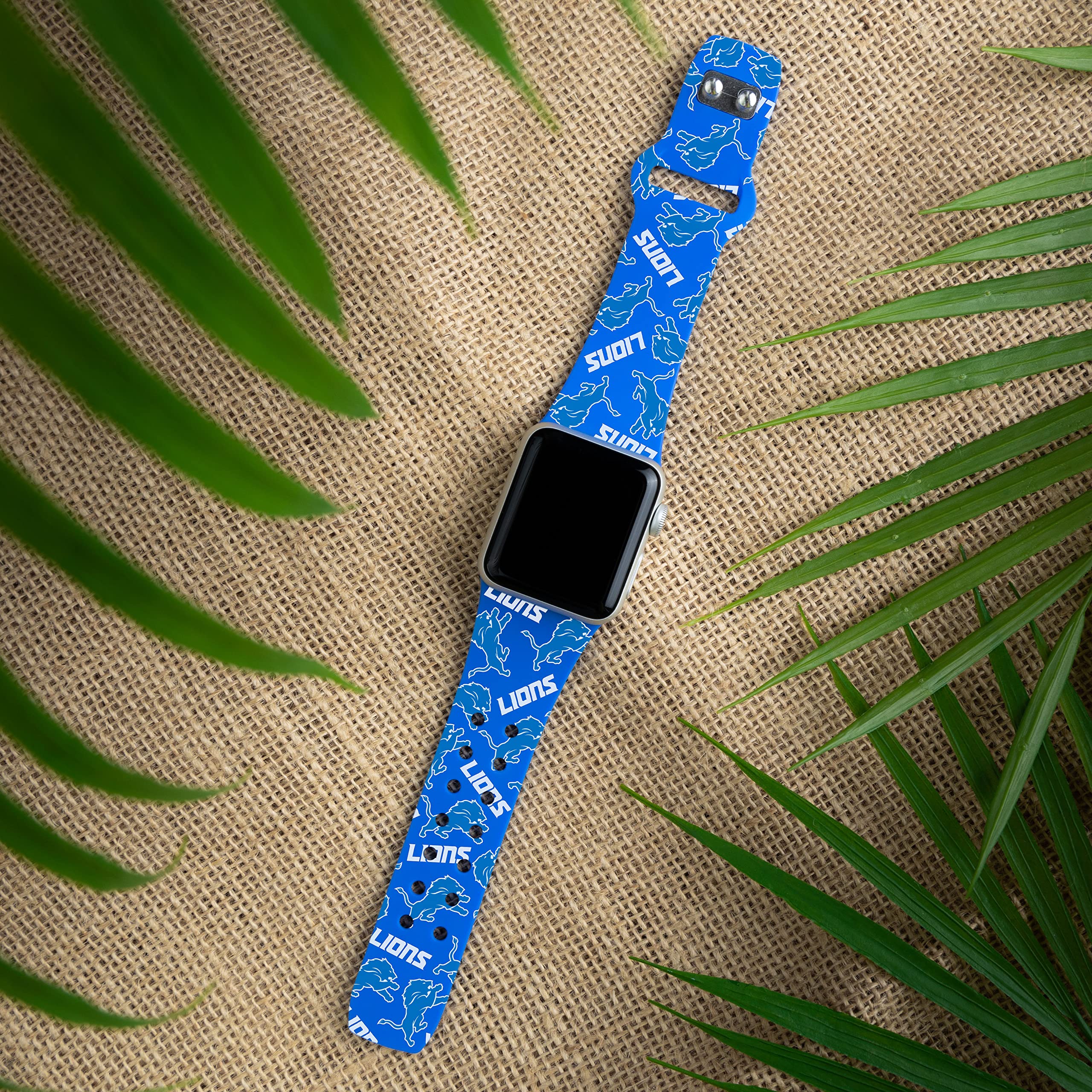 Detroit Lions HD Game Time Watch Band Compatible with Apple Watch Series 1-9 - Perfect for NFL Fans, Game Day & Casual Wear