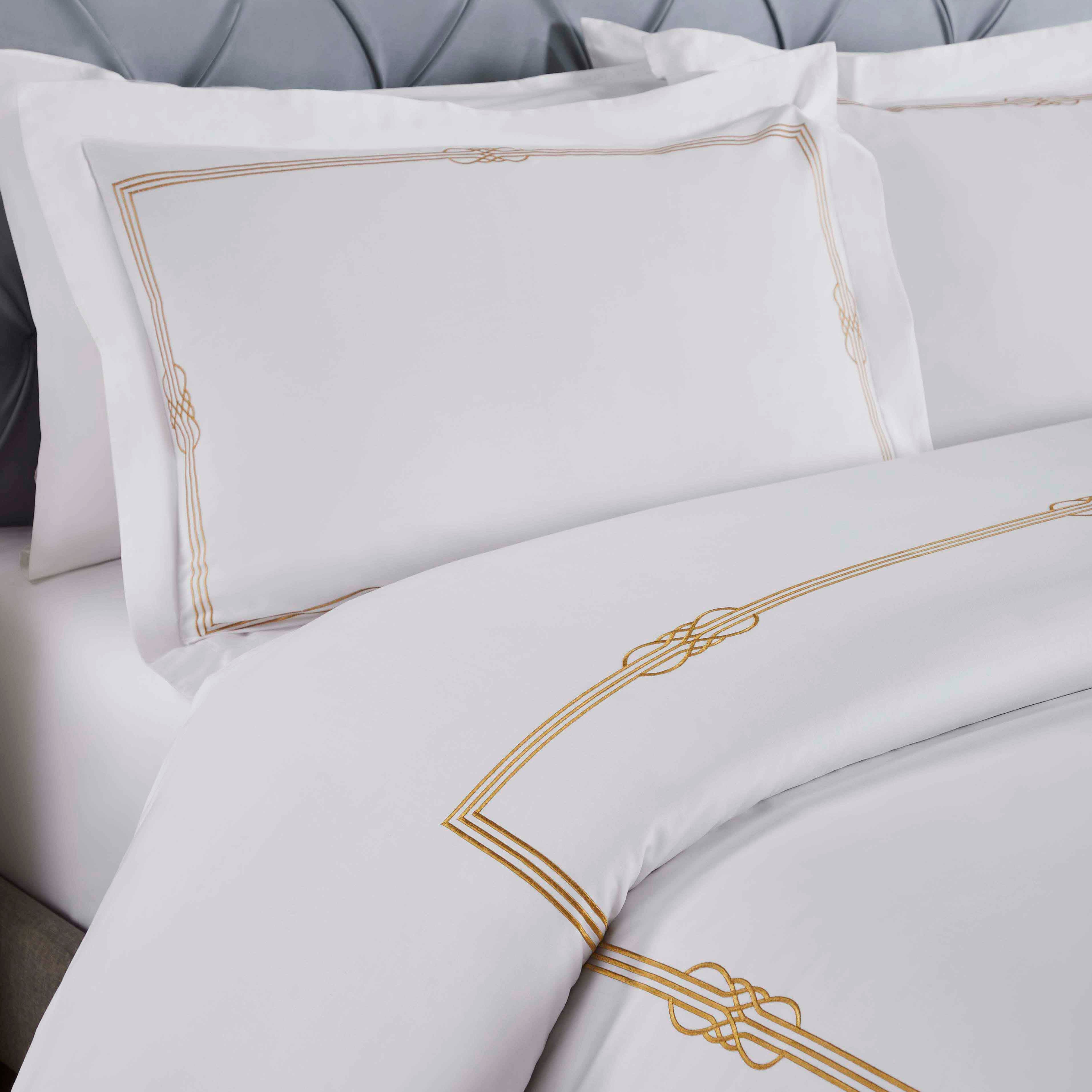 Moonlawn Cotton Gold Embroidered 3-Piece Duvet Cover Set - Queen Size Luxury Bedding for Master Bedroom & Guest Room