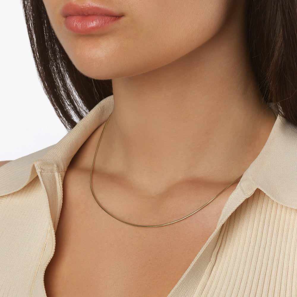 Elegant Gold Snake Chain Necklace for Women - Dainty Layering Jewelry for Everyday Wear & Special Occasions
