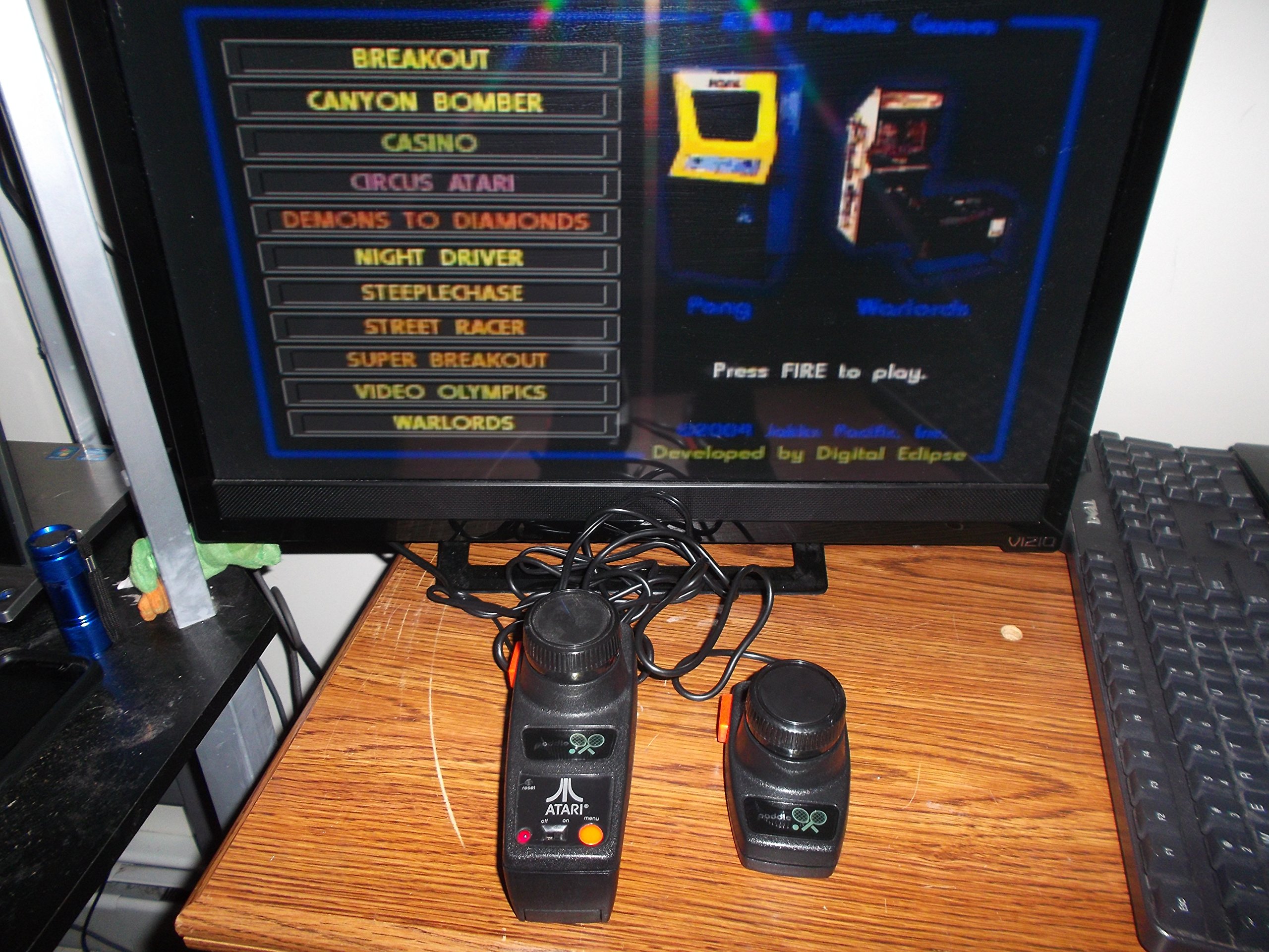 Atari 2-Player Paddle Controller with 13 Classic Arcade Games - Retro Gaming Console for Atari 2600 & Flashback - Perfect for Family Game Nights & Vintage Gaming Enthusiasts