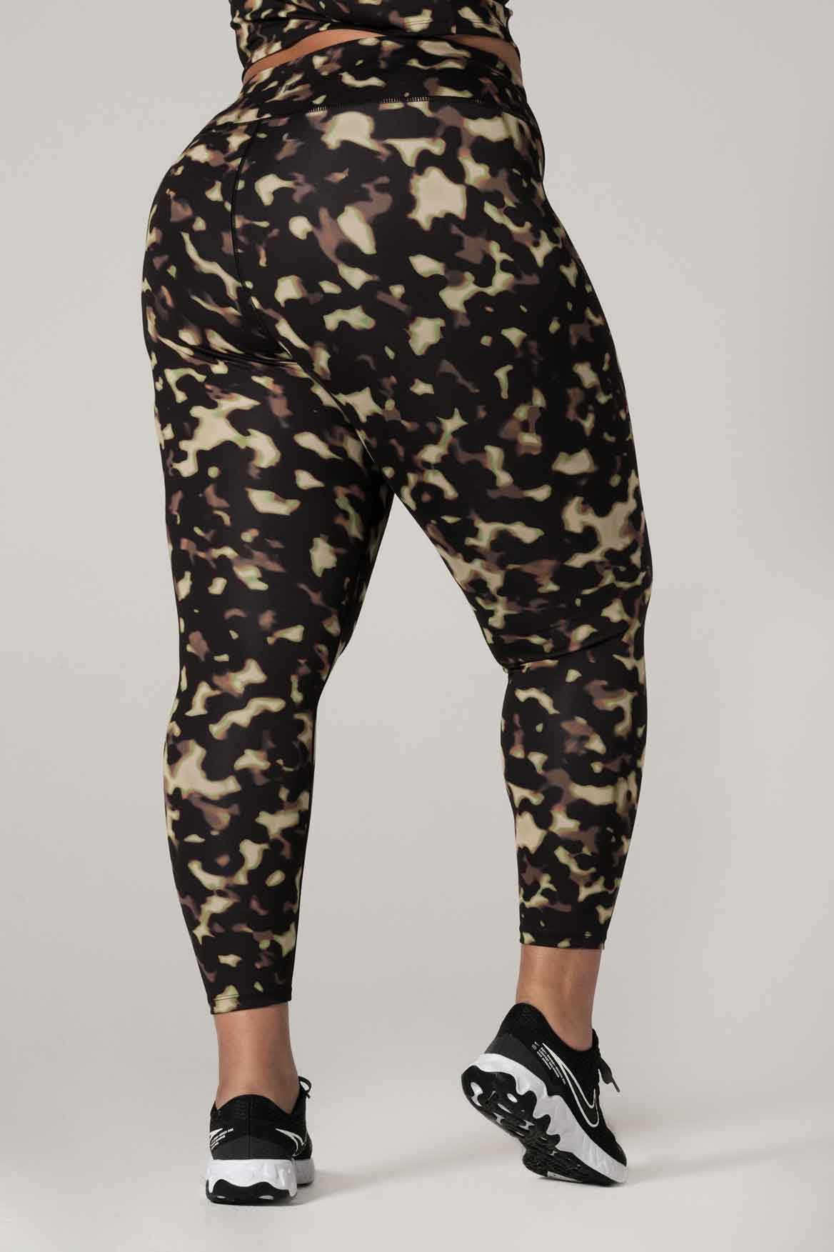 Camila High Waist Yoga Pants with Front Pockets - Blur Camo Print Workout Leggings for Women | Gym, Running & Lounge Wear