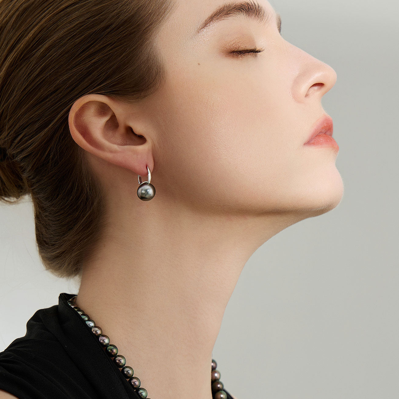 18K Gold Top Grade Tahitian Pearl Earrings for Women - Luxury Pearl Stud Earrings for Wedding, Anniversary & Special Occasions - KE00189