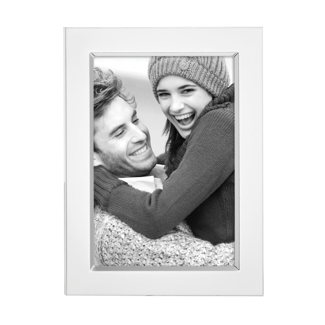 Vintage Silver Plated 4x6 Picture Frame - Elegant Display for Photos, Art & Memories - Perfect for Home Decor, Gifts & Office Display