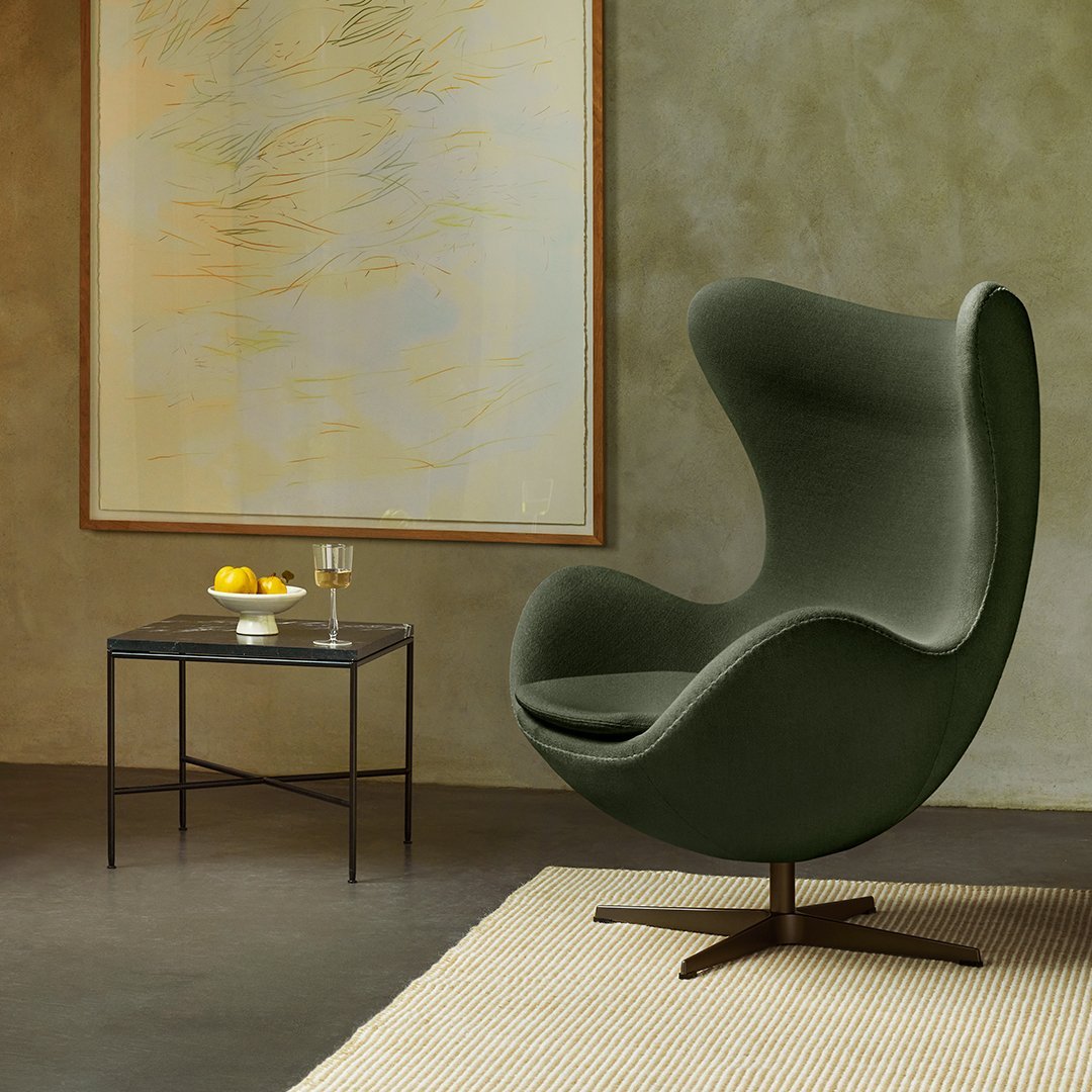 Jacobsen Egg Chair by Fritz Hansen - Genuine Leather Mid-Century Modern Lounge Chair for Living Room, Office & Patio
