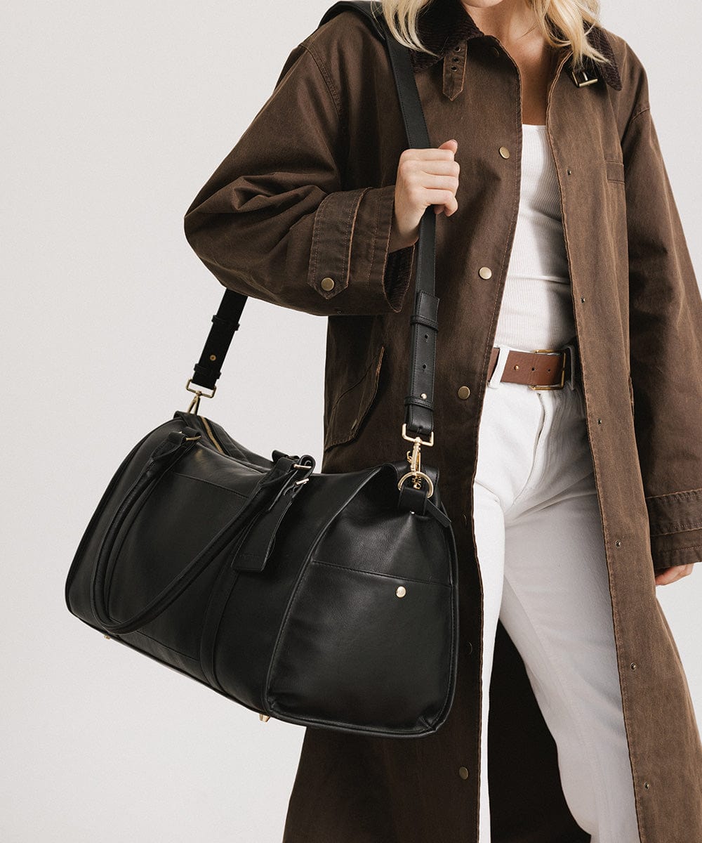 Atlas Weekender Bag - Vegan Leather Duffle for Travel, Gym & Hospital | Stylish & Spacious Carry-On for Women & Men | Perfect for Overnight Trips, Workouts & Maternity Stay