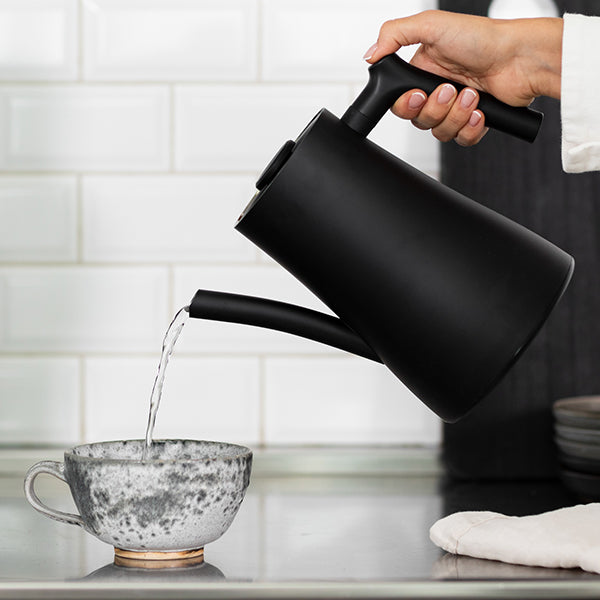 Varia Aura Electric Spouted Kettle - Fast Boiling & Auto Shut-Off, 1.7L Stainless Steel Cordless Water Kettle for Tea, Coffee & Hot Beverages - Perfect for Home, Office & Dorm Use