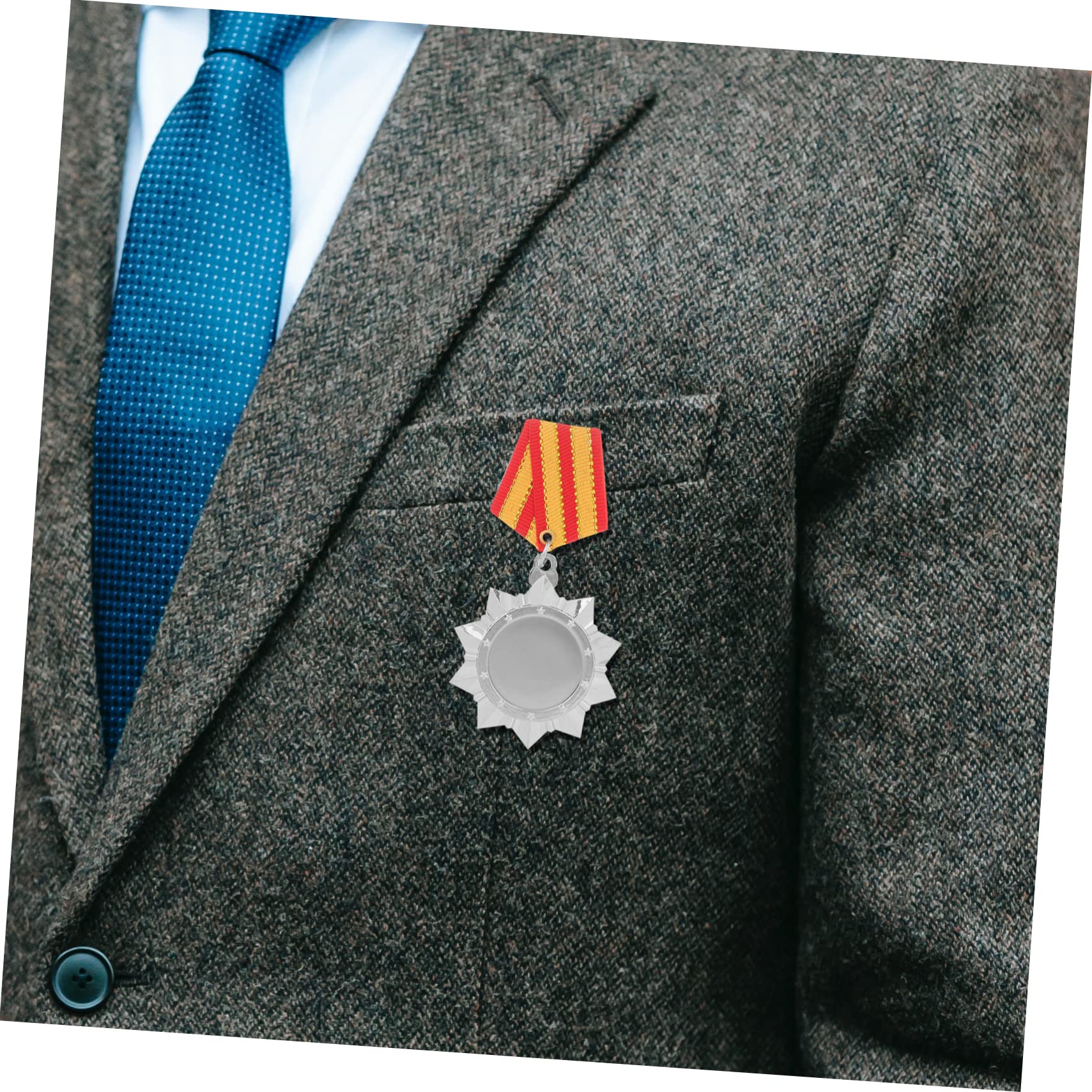 Toddmomy 2 Sets Kids Medal Pins - Fashion Brooches for Party Games, Awards & Lapel Decor (3pcs*2) - Perfect for School Events, Sports Competitions & Birthday Celebrations