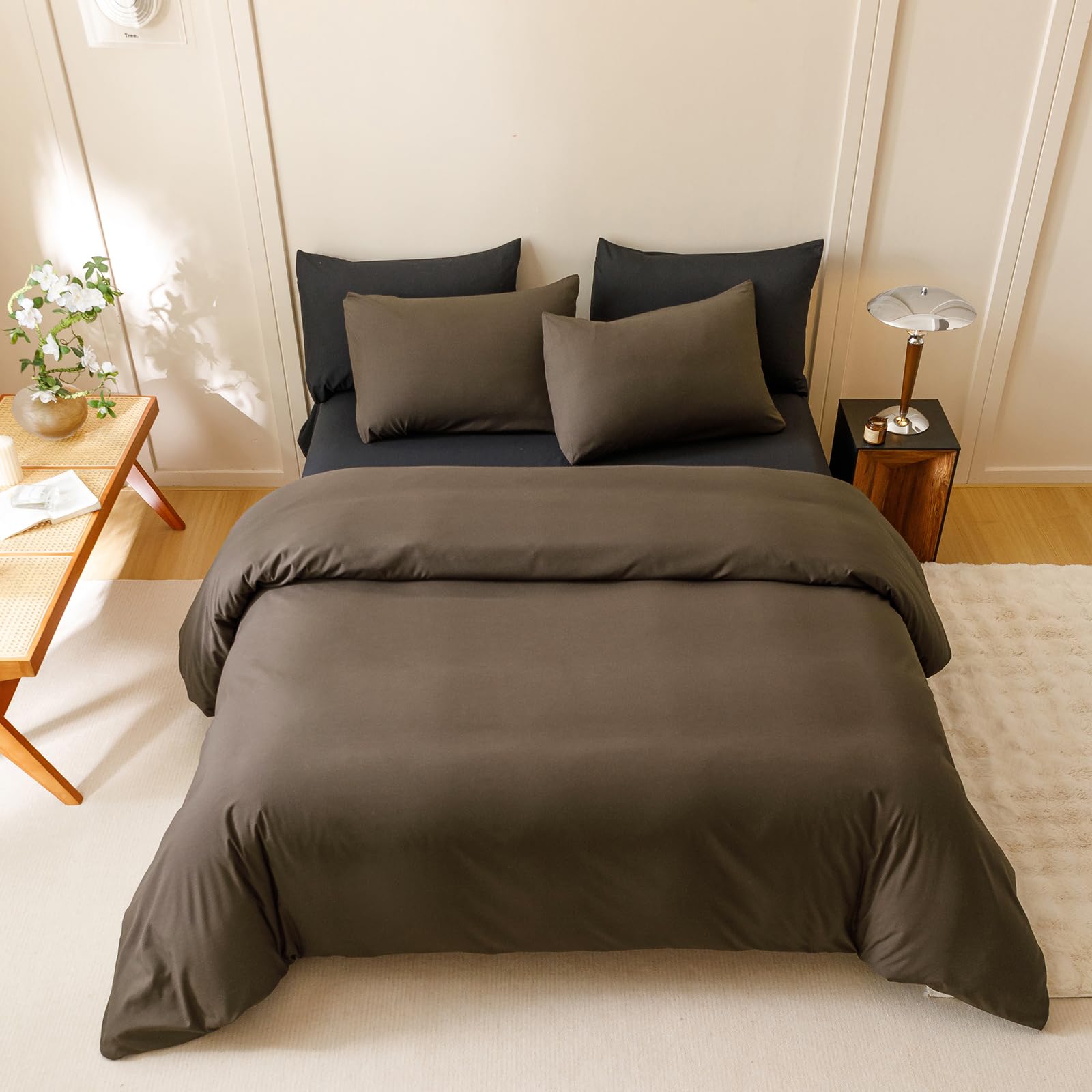 CLOTHKNOW Chestnut Brown Comforter Set 3-Piece California King - Soft Dark Brown Bedding with Mocha Coffee Accents for Cozy Bedroom Decor