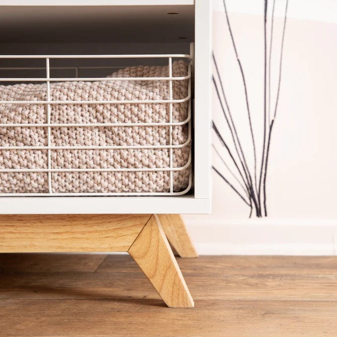 Modern 3-Drawer Dresser for Bedroom - Solid Wood Chest of Drawers with Smooth Gliding, Central Park Style - Perfect for Home, Office, or Dorm Organization