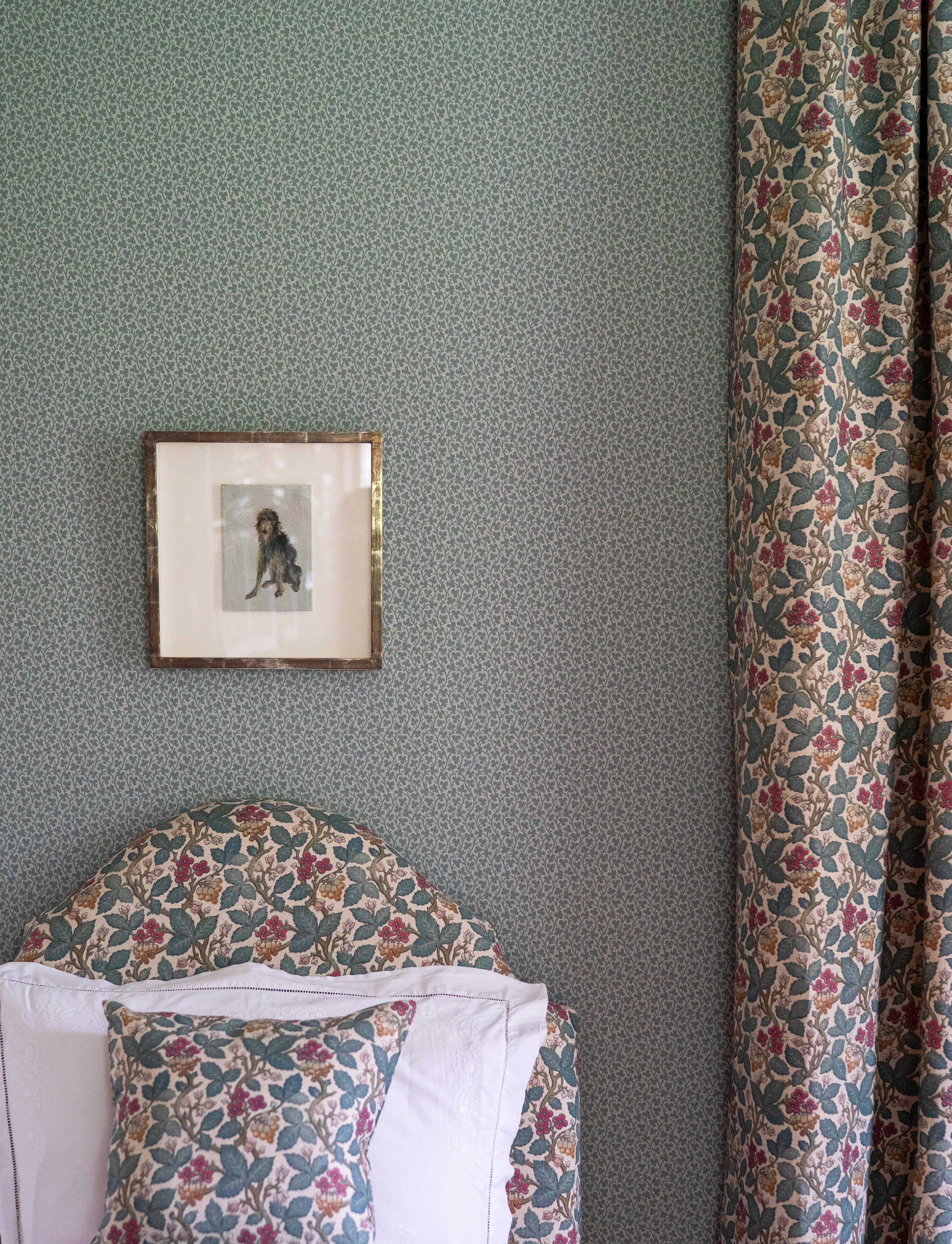 Clover Wallpaper - Sea Green | Botanical Peel and Stick Wallpaper for Bedroom, Living Room & Nursery | Easy to Install, Removable & Eco-Friendly