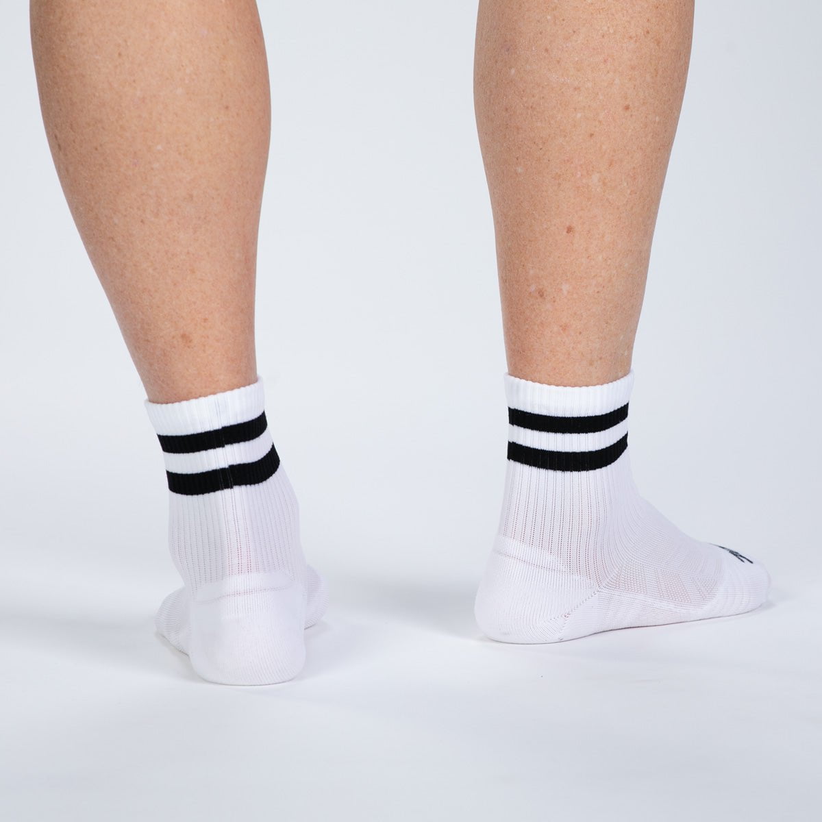 Unisex 4-Pack Zoot Pacer Black Running Socks - Breathable Cushioned Athletic Socks for Men & Women - Perfect for Jogging, Gym Workouts & Marathon Training