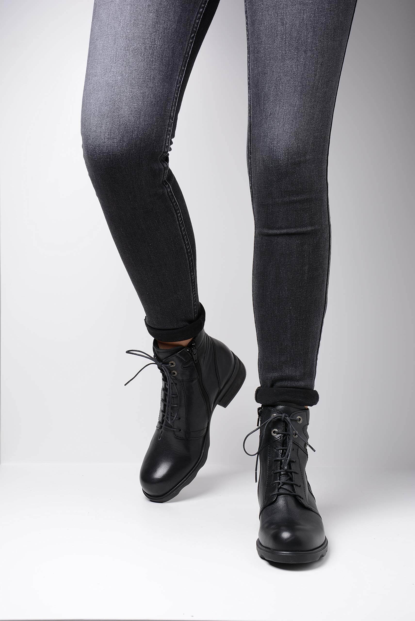 Wolky Women's Center WP Comfort Boot - Stylish & Supportive Winter Boots for Walking, Travel & Everyday Wear