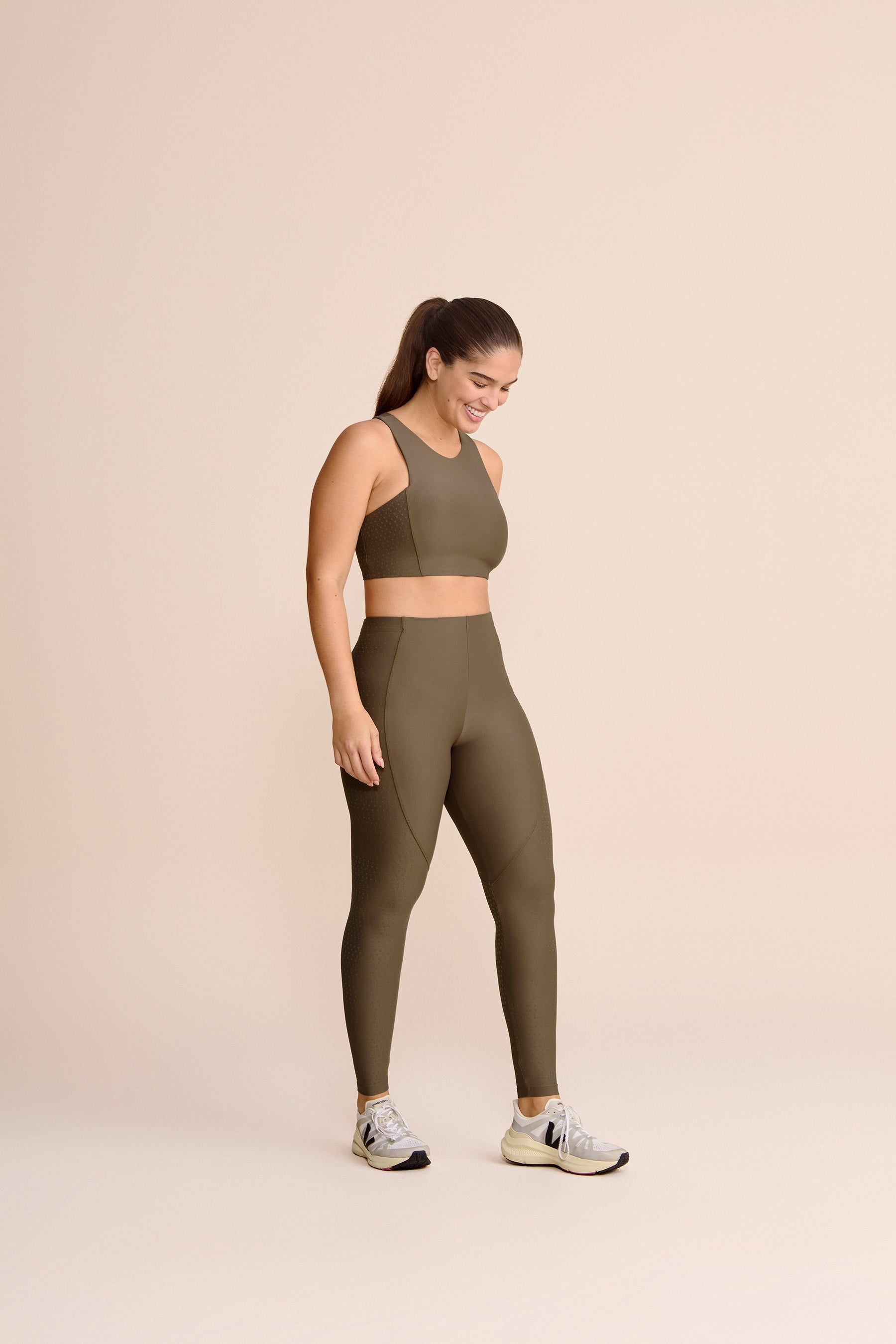 Cross Allure® Mat Adaptiv Sports Bra - High Support Workout Bra for Women - Perfect for Yoga, Running & Gym