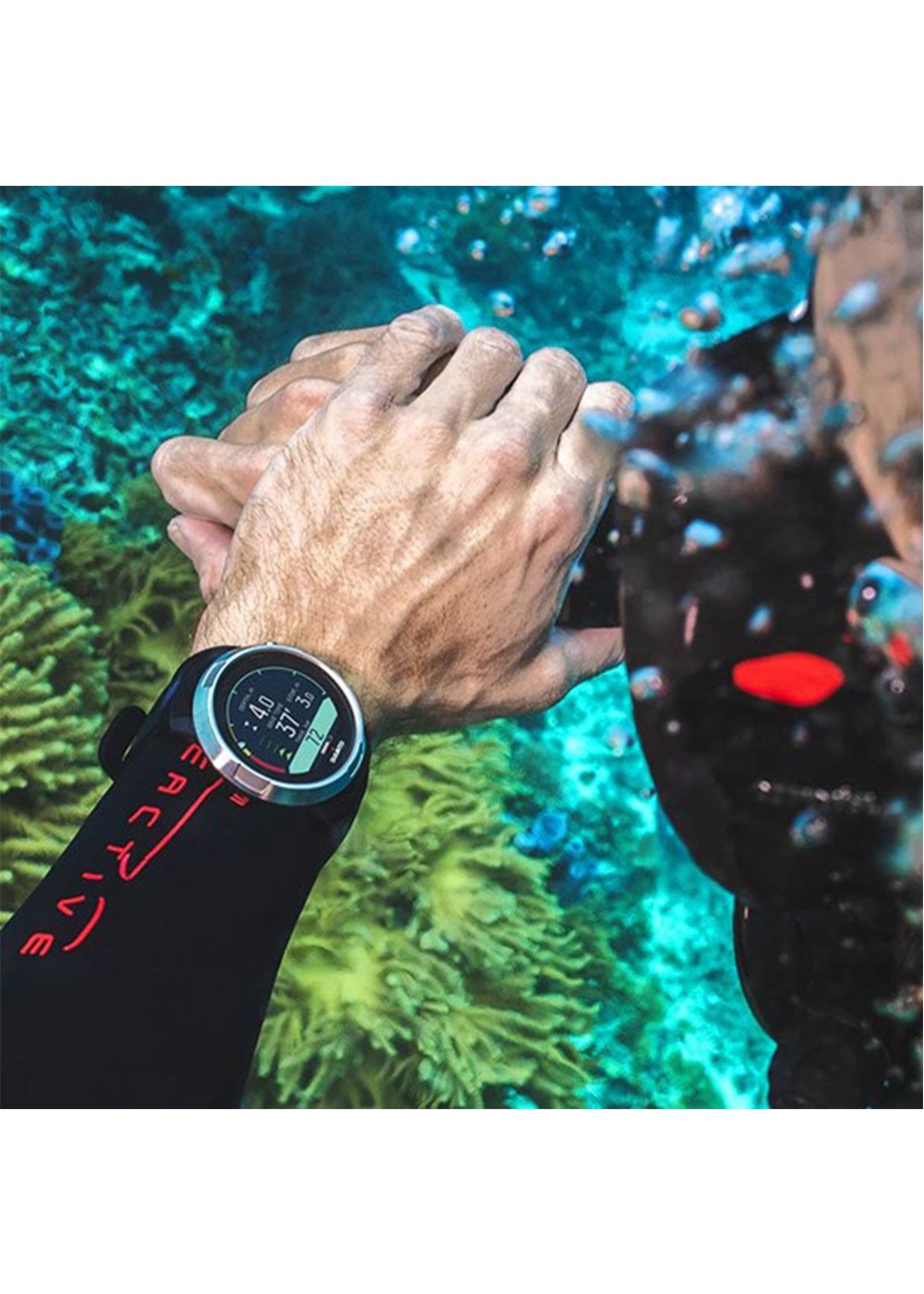 Suunto D5 Dive Computer - Black/Silver with USB Charging Cable - Perfect for Scuba Diving, Snorkeling & Water Sports