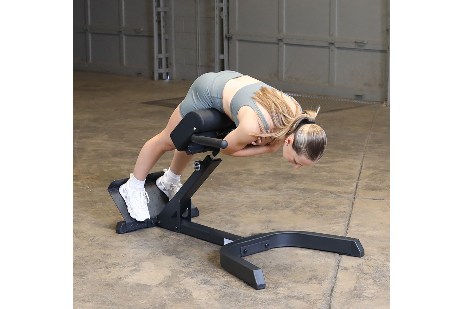 Body Solid 45 Degree Ab/Back Hyperextension Bench - Home Gym Equipment for Core Strength Training & Lower Back Workouts - Perfect for Home Fitness & Strength Training Routines