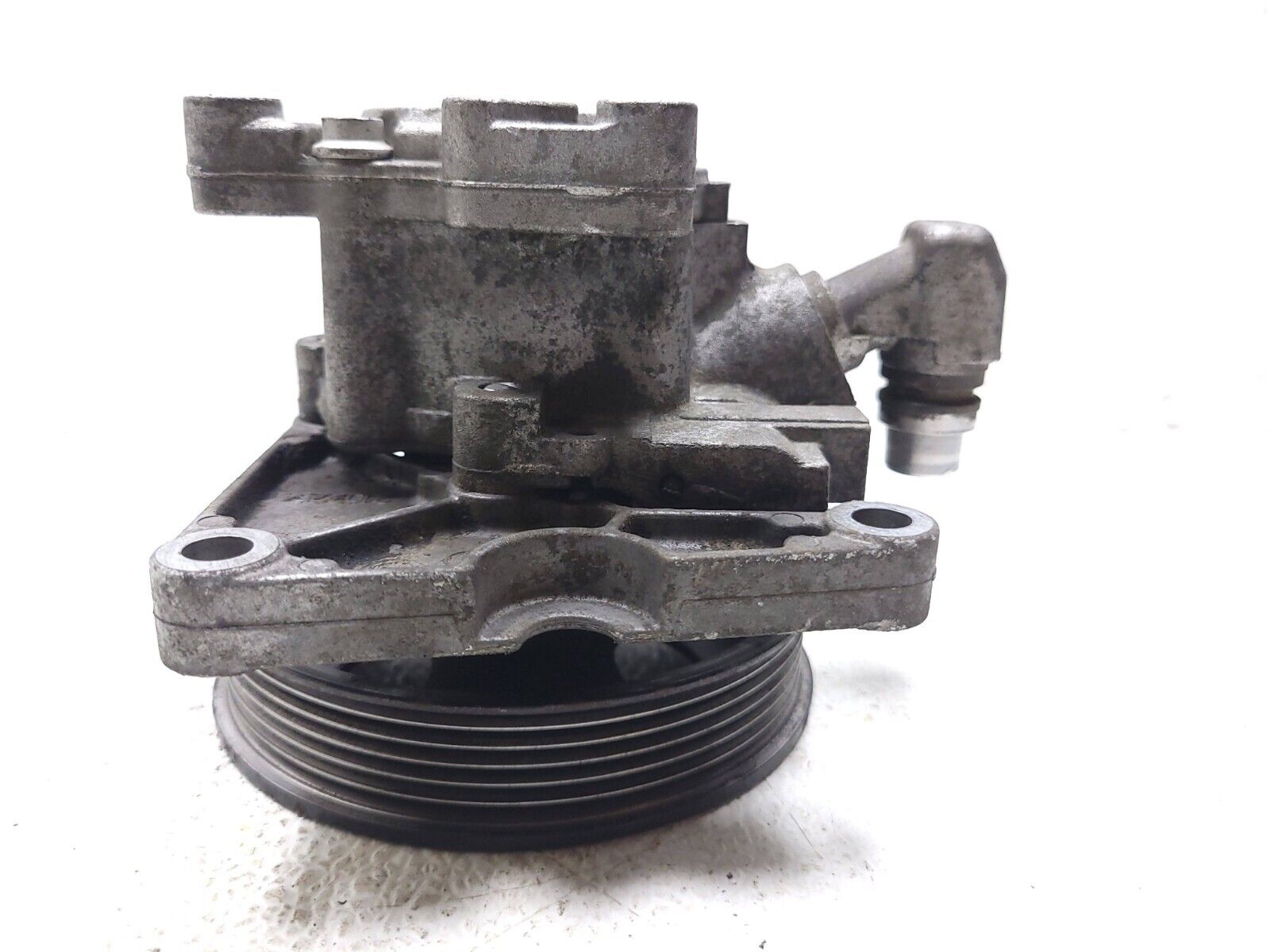 06-11 Mercedes ML500 Power Steering Pump OEM Replacement - High Performance Steering Pump for Smooth Driving & Off-Road Adventures
