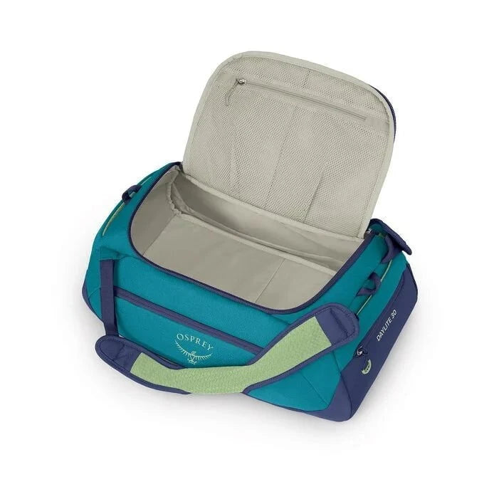 Osprey Daylite Duffel 30 - Lightweight Travel Duffel Bag for Hiking, Gym & Weekend Trips - Water-Resistant Carry-On Luggage with Shoulder Strap - Perfect for Outdoor Adventures & Daily Commute