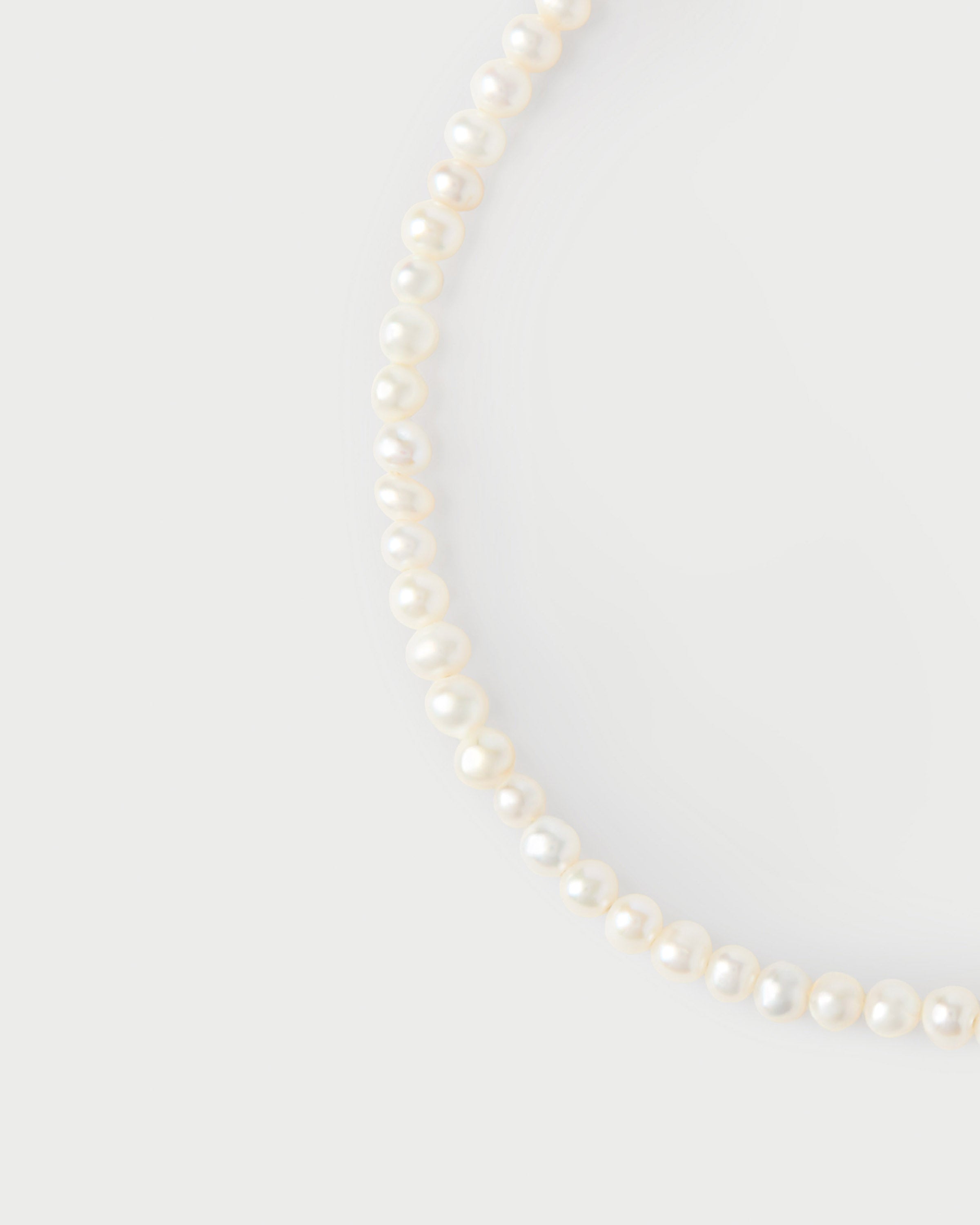 La Perla Essential Necklace - Elegant Minimalist Gold Pendant for Women | Perfect for Everyday Wear, Date Nights & Special Occasions