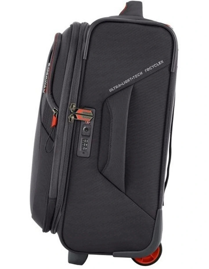 American Tourister Applite 5.0 20-Inch Carry-On Luggage - Lightweight Hardshell Suitcase with Spinner Wheels, Grey - Perfect for Business Travel & Weekend Getaways