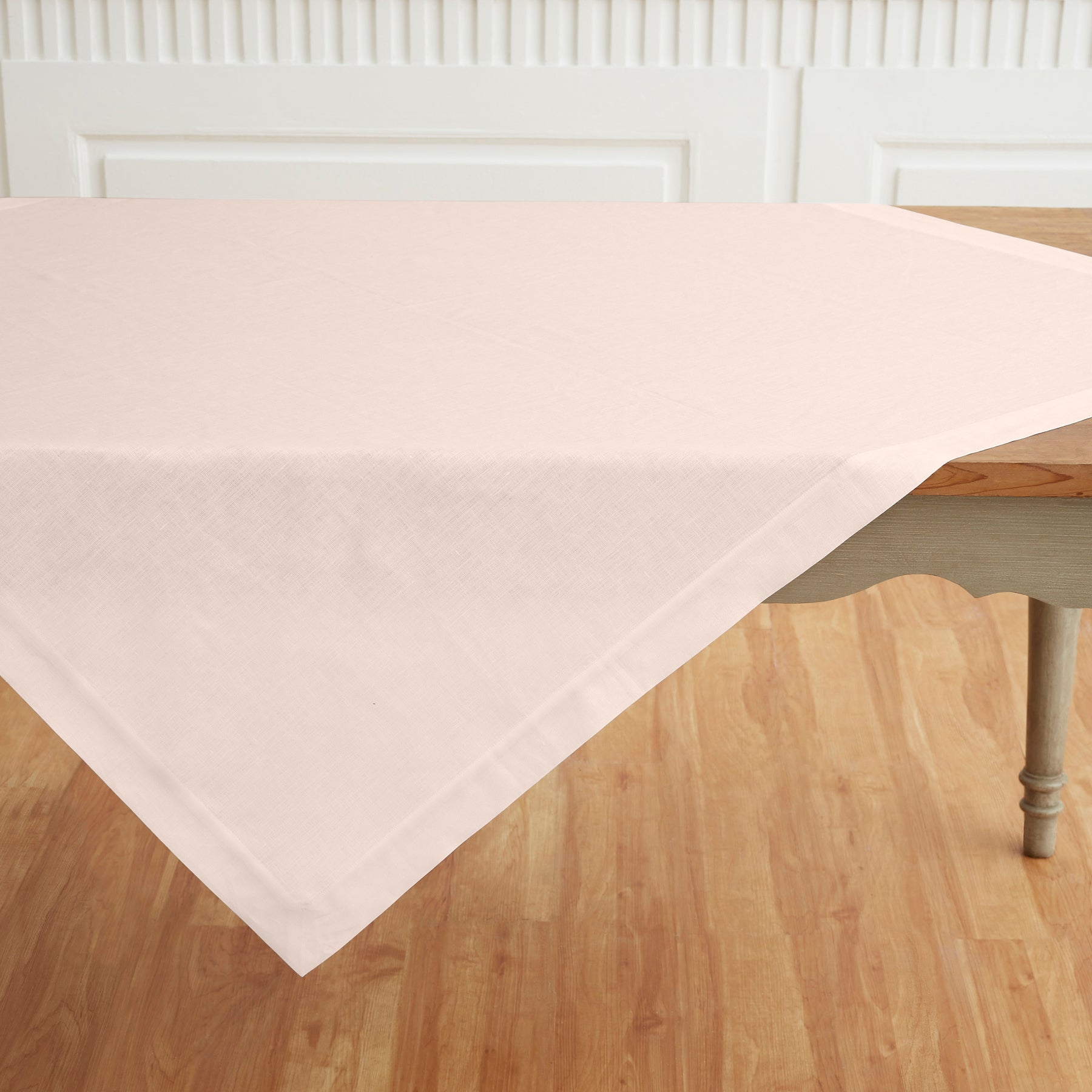 Fete Table Throw - Elegant & Durable Table Cover for Parties, Weddings & Events | Perfect for Indoor & Outdoor Celebrations