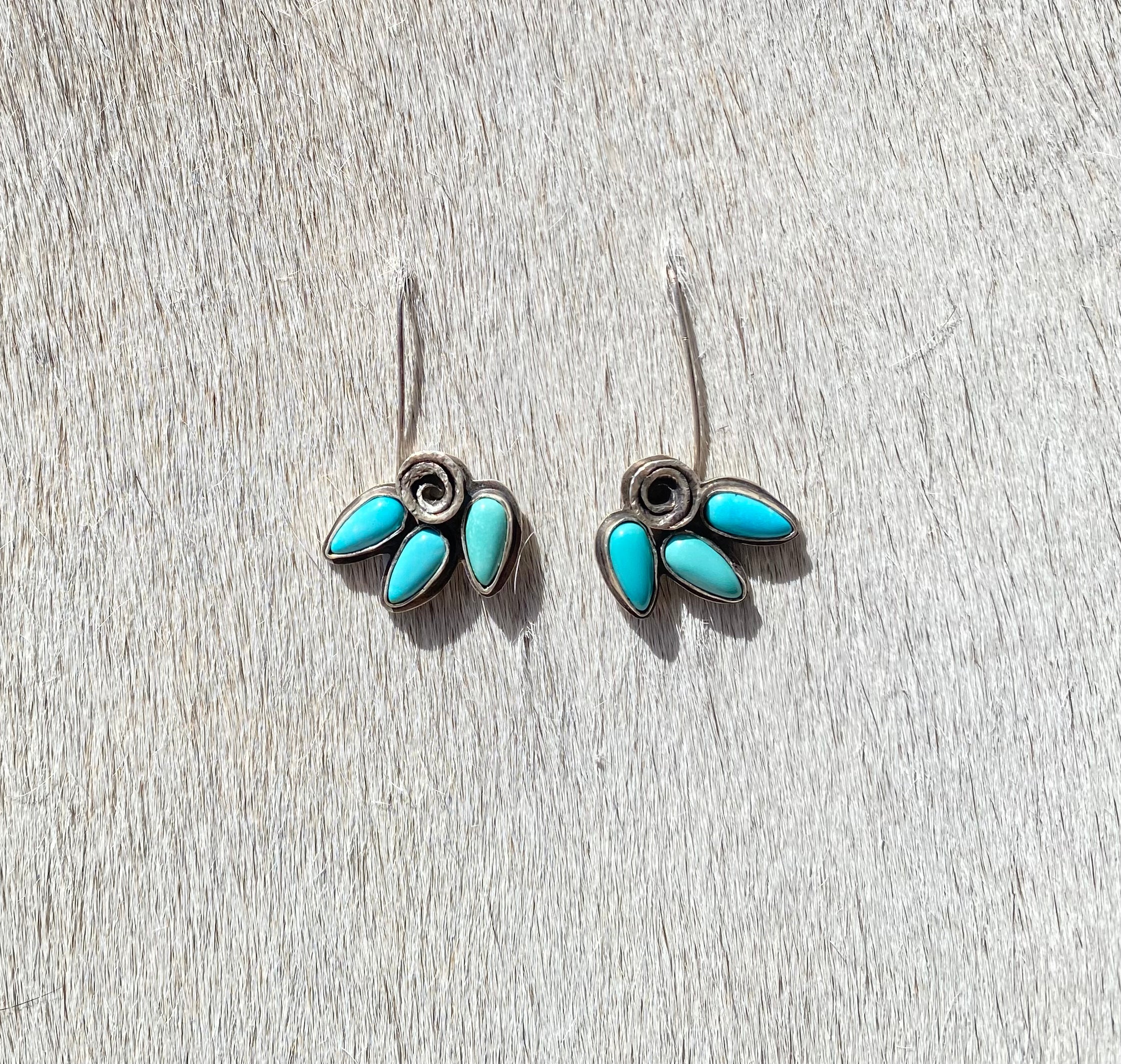 Turquoise Leaf Earrings for Women – Handmade Bohemian Dangle Earrings – Perfect for Festivals, Parties & Boho Fashion