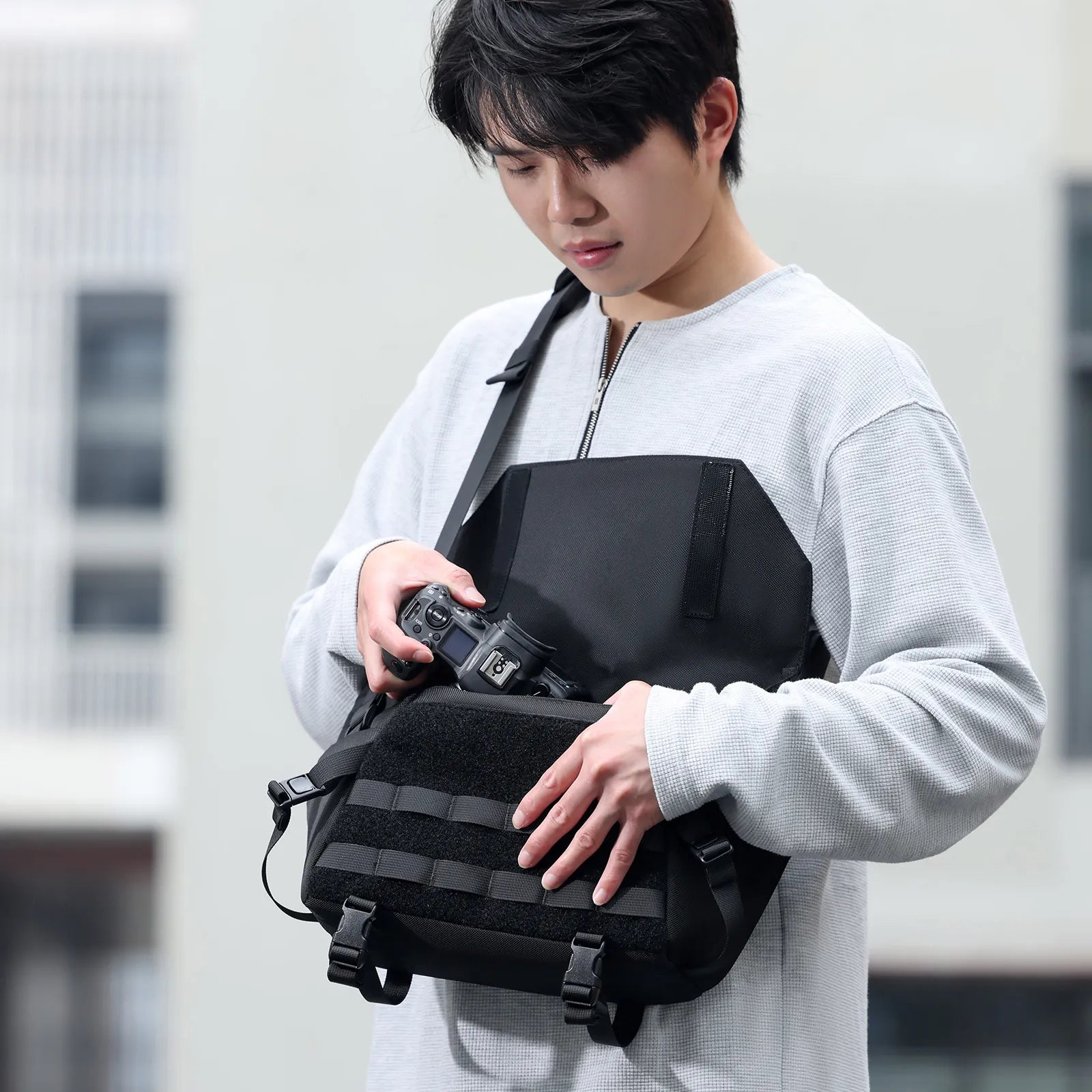Ulanzi BC08 Camera Sling Bag - Waterproof DSLR/SLR Shoulder Bag for Photographers - Perfect for Travel, Hiking & Outdoor Photography (Model B010)
