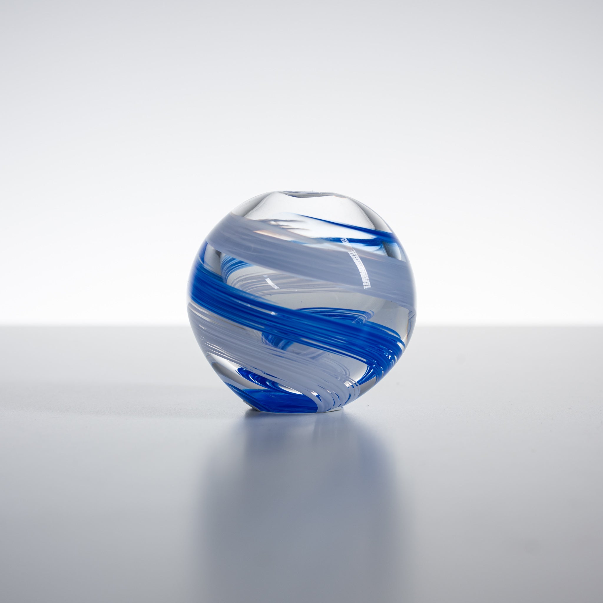Palm-Sized Glass Bud Vase - Sea Breeze Design - Perfect for Single Flower Arrangements, Home Decor, Wedding Centerpieces & Tabletop Displays