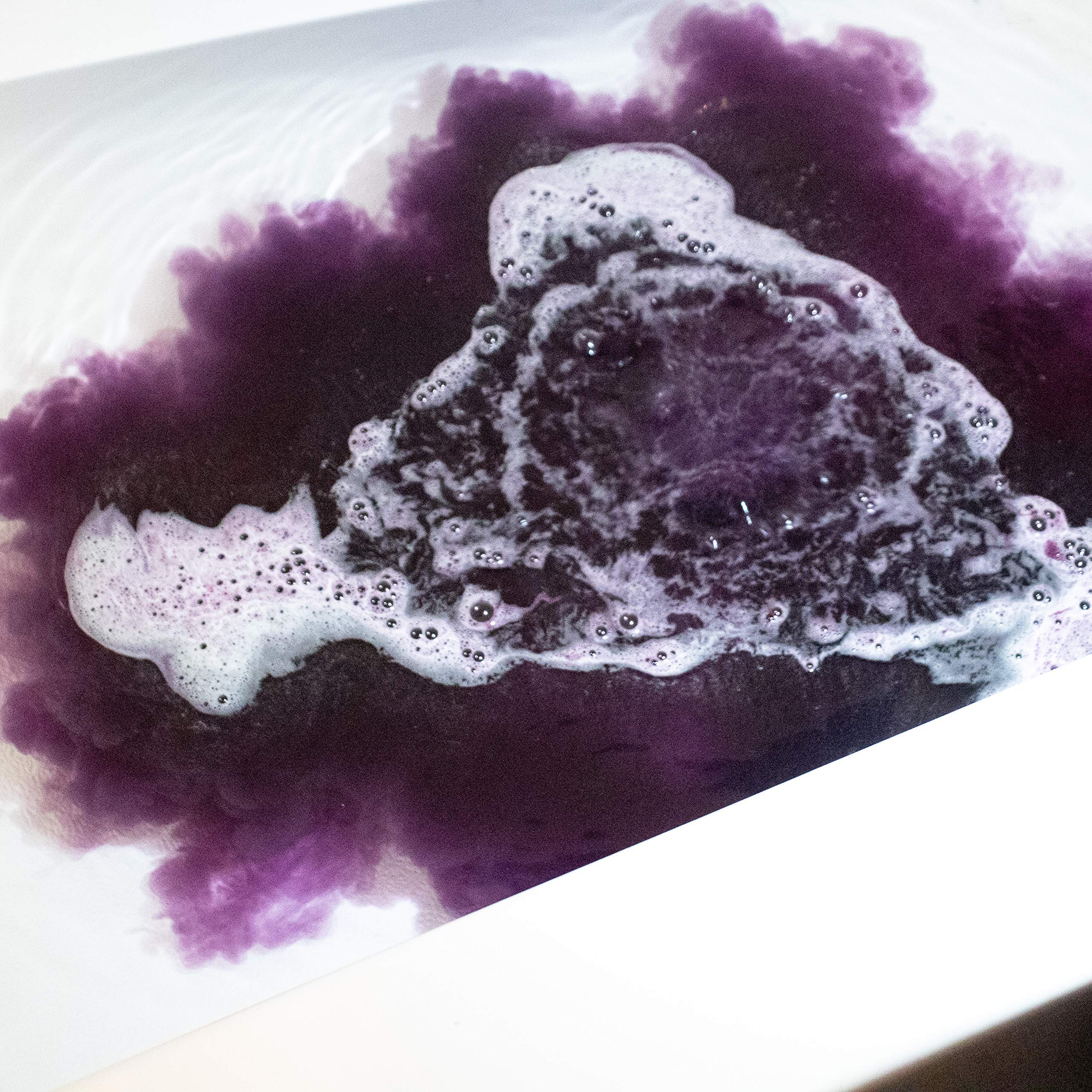 Gothic Skull Bath Bomb - The Ashes of My Enemies - Handmade Luxury Bath Soak for Relaxation & Self-Care - Perfect for Halloween, Spa Nights & Dark Aesthetic Lovers