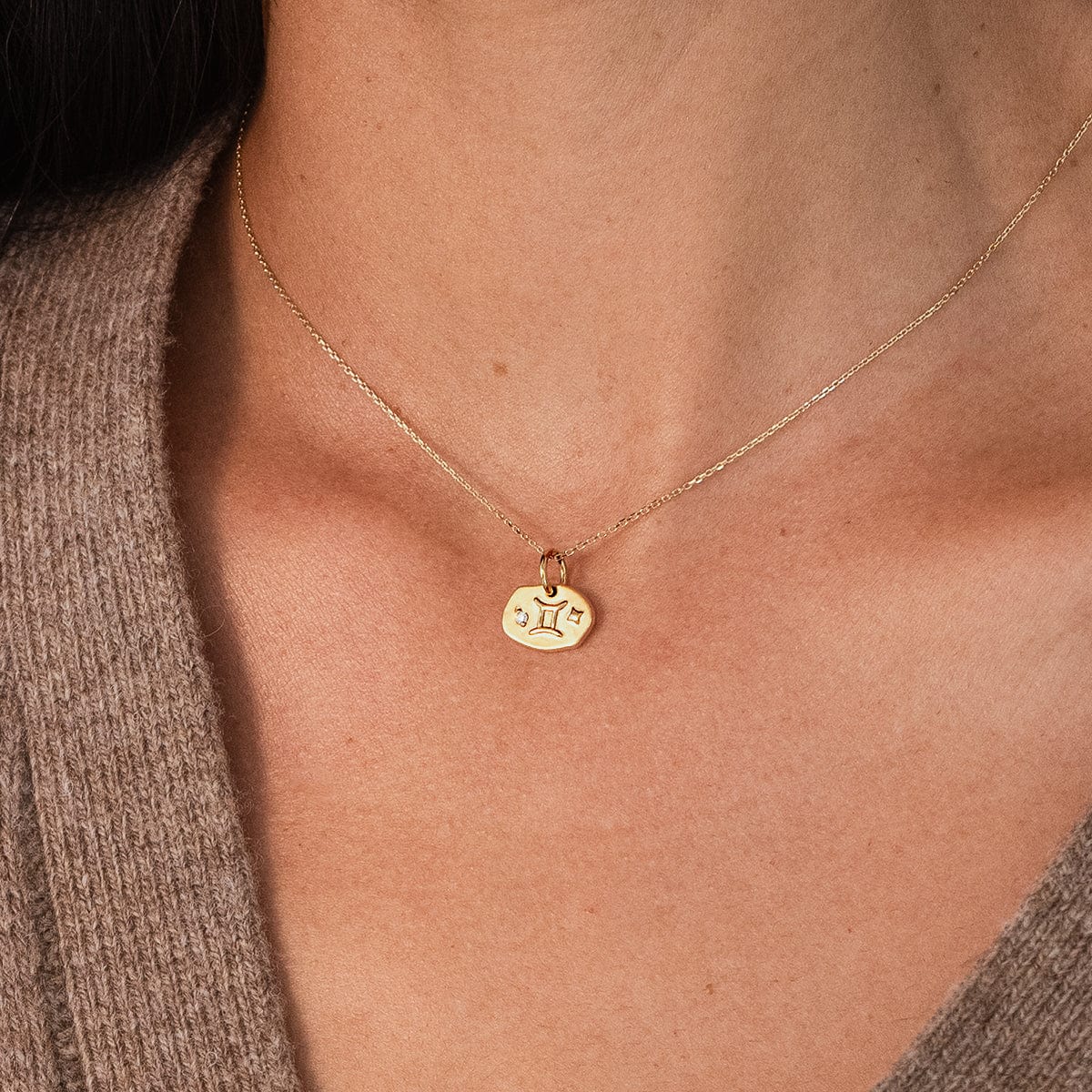 Zodiac Pendant Necklace - Personalized Astrology Jewelry for Women - Perfect Gift for Birthday, Anniversary & Special Occasions