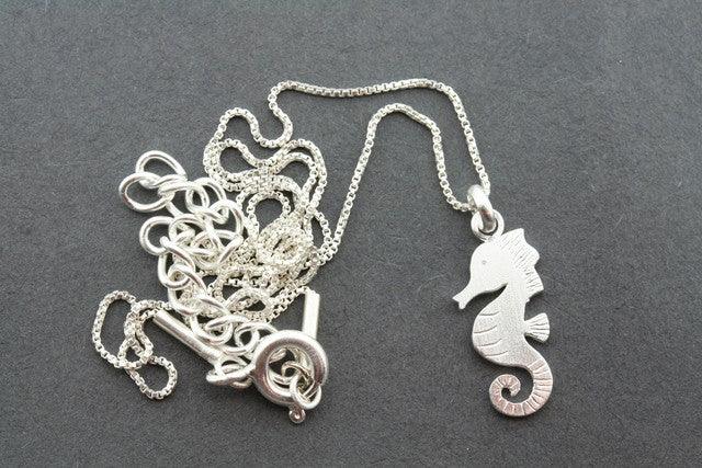 Seahorse Necklace Sterling Silver - Elegant Ocean Jewelry for Women, Perfect for Beach Parties & Summer Fashion
