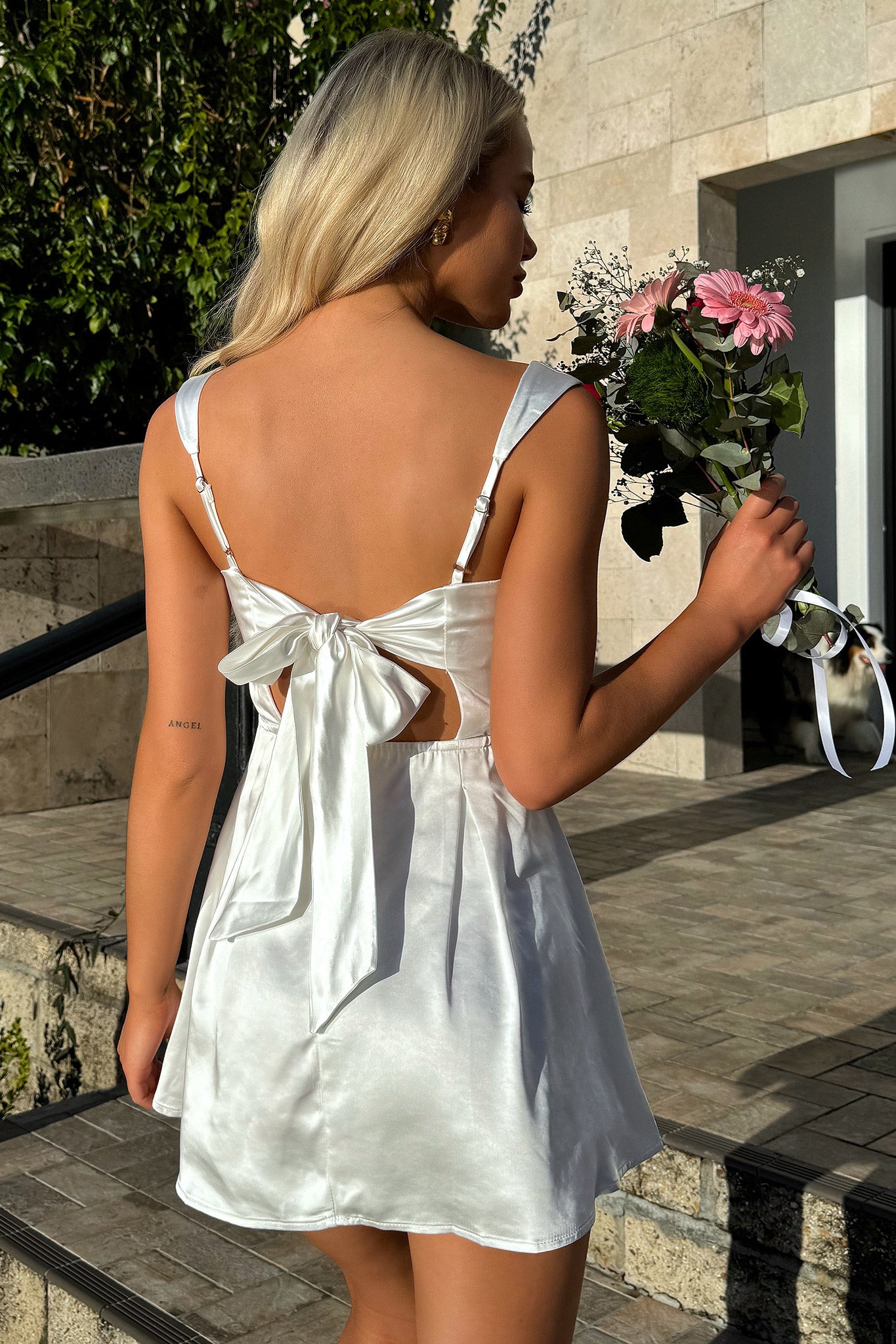Edina Dress - Elegant White Women's Dress for Casual & Formal Occasions | Perfect for Parties, Weddings & Office Wear