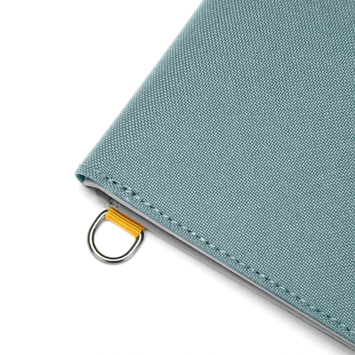 Pacsafe RFIDsafe™ RFID Blocking Bifold Wallet for Men & Women - Secure Travel & Everyday Use - Anti-Theft Credit Card Holder for Passport & Cash Protection