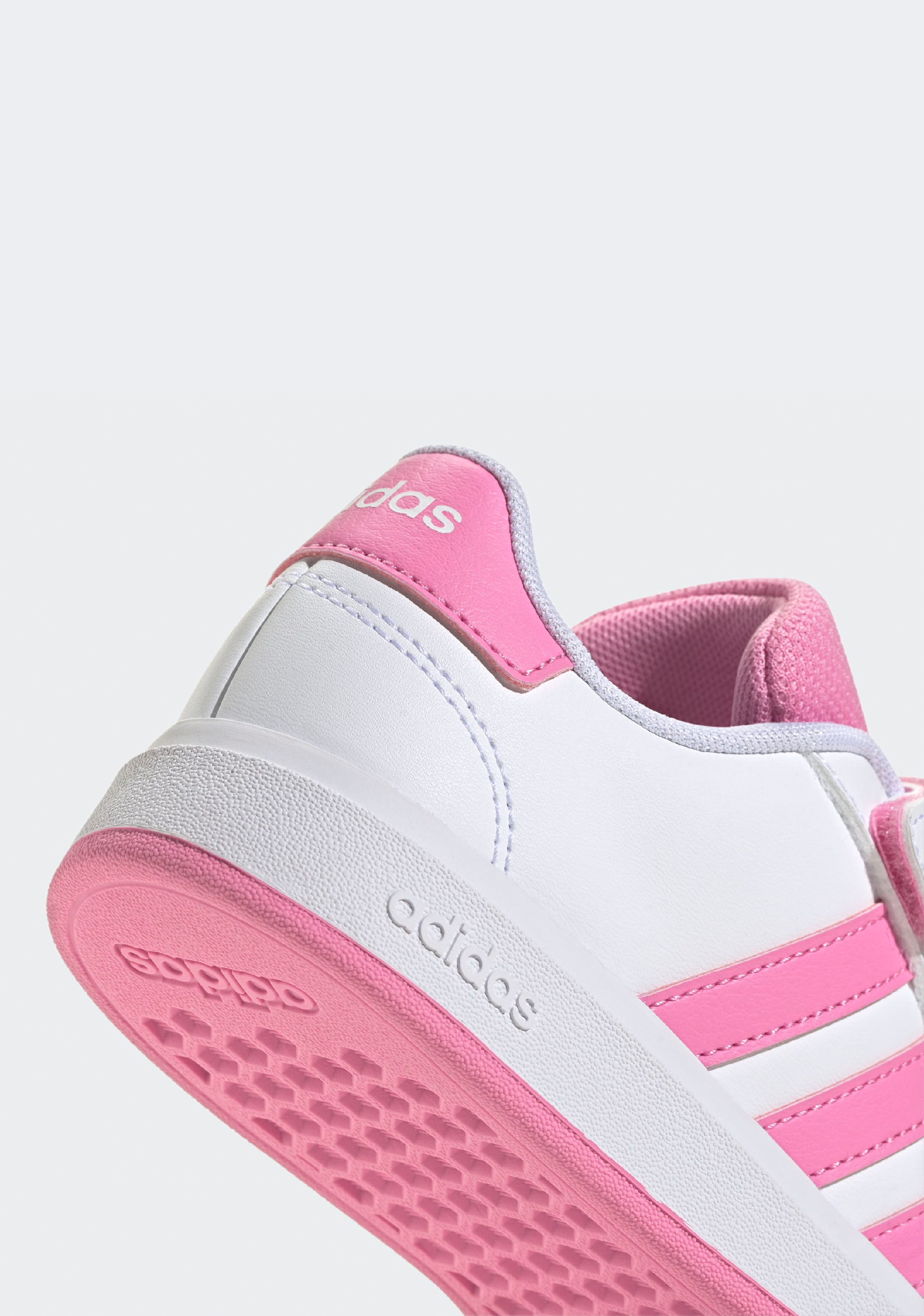 Adidas Grand Court 2.0 EL C Kids' Sneakers - Comfortable Lightweight Tennis Shoes for Boys & Girls - Perfect for School, Sports & Everyday Wear