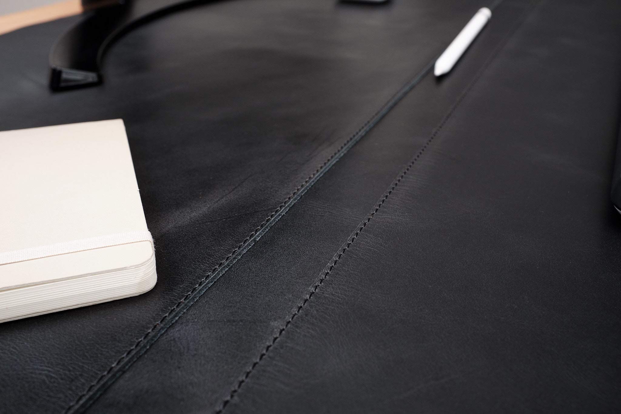Premium Black Leather Desk Pad for Men - Handmade Blotter & Organizer | Office Supplies & Accessories for Laptop & Home Office | Perfect Gift for Professionals & Executives | Ideal for Work Desks, Conference Rooms & Executive Offices