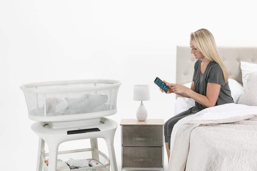4moms Mamaroo Sleep Bassinet - Automatic Baby Swing with Soothing Motions & White Noise - Perfect for Newborns & Infants - Ideal for Nursery, Bedroom & Travel Use