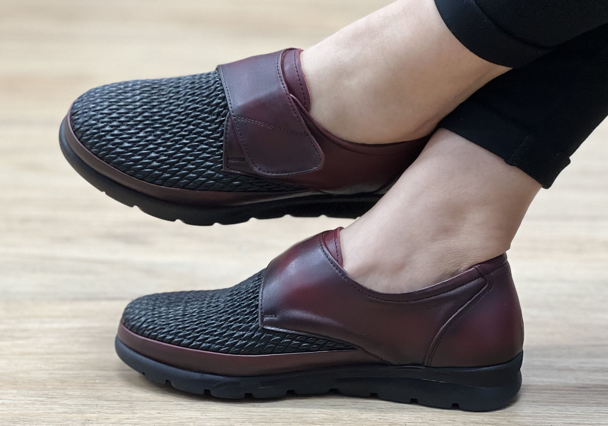 Orizonte Frisco Women's Comfortable Leather Shoes - European Style for Walking, Work & Casual Wear