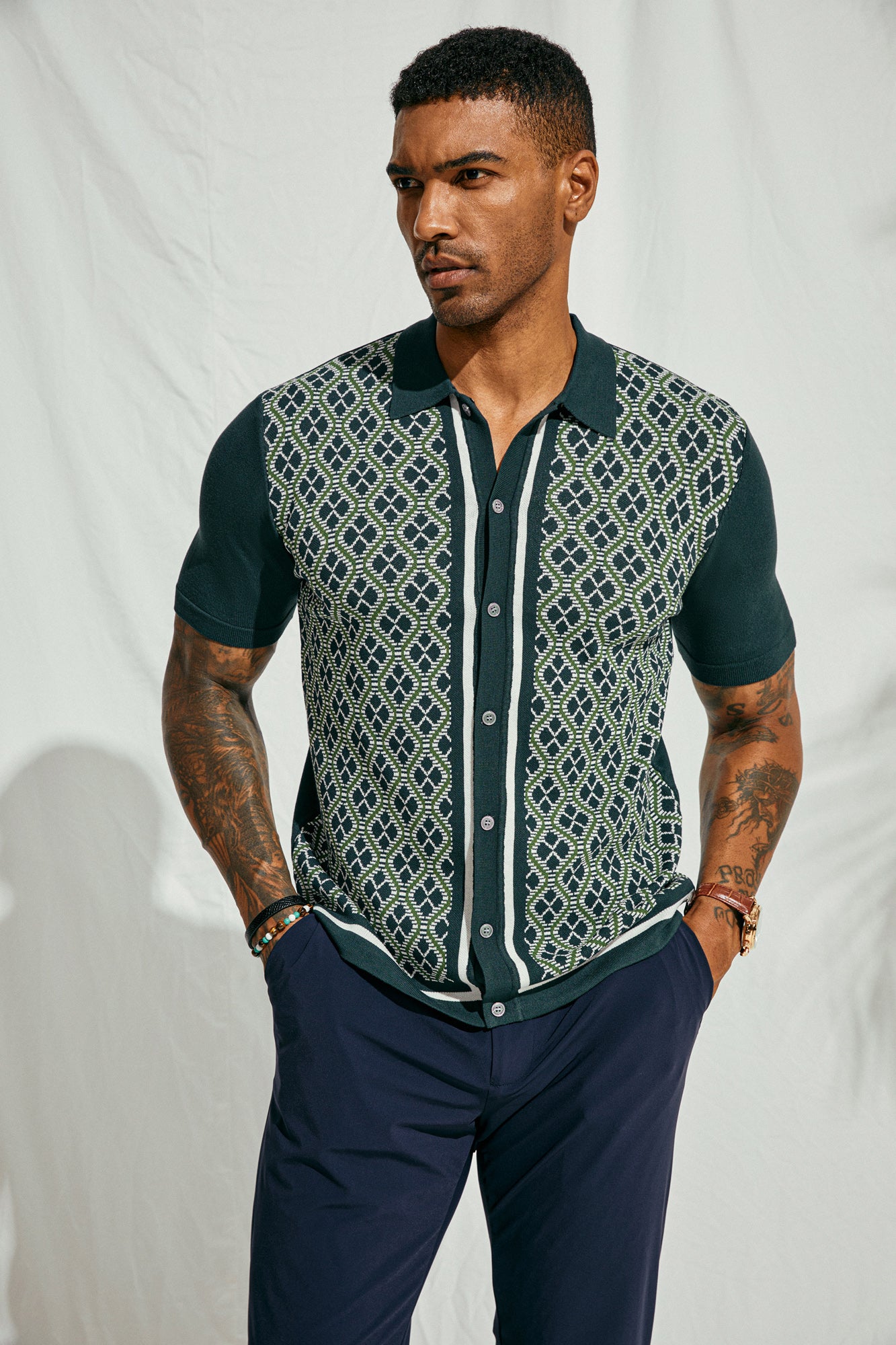 Vintage 70s Men's Polo Shirts - Retro Contrast Knit Cardigan Style Polo for Casual Wear & Office Outfits