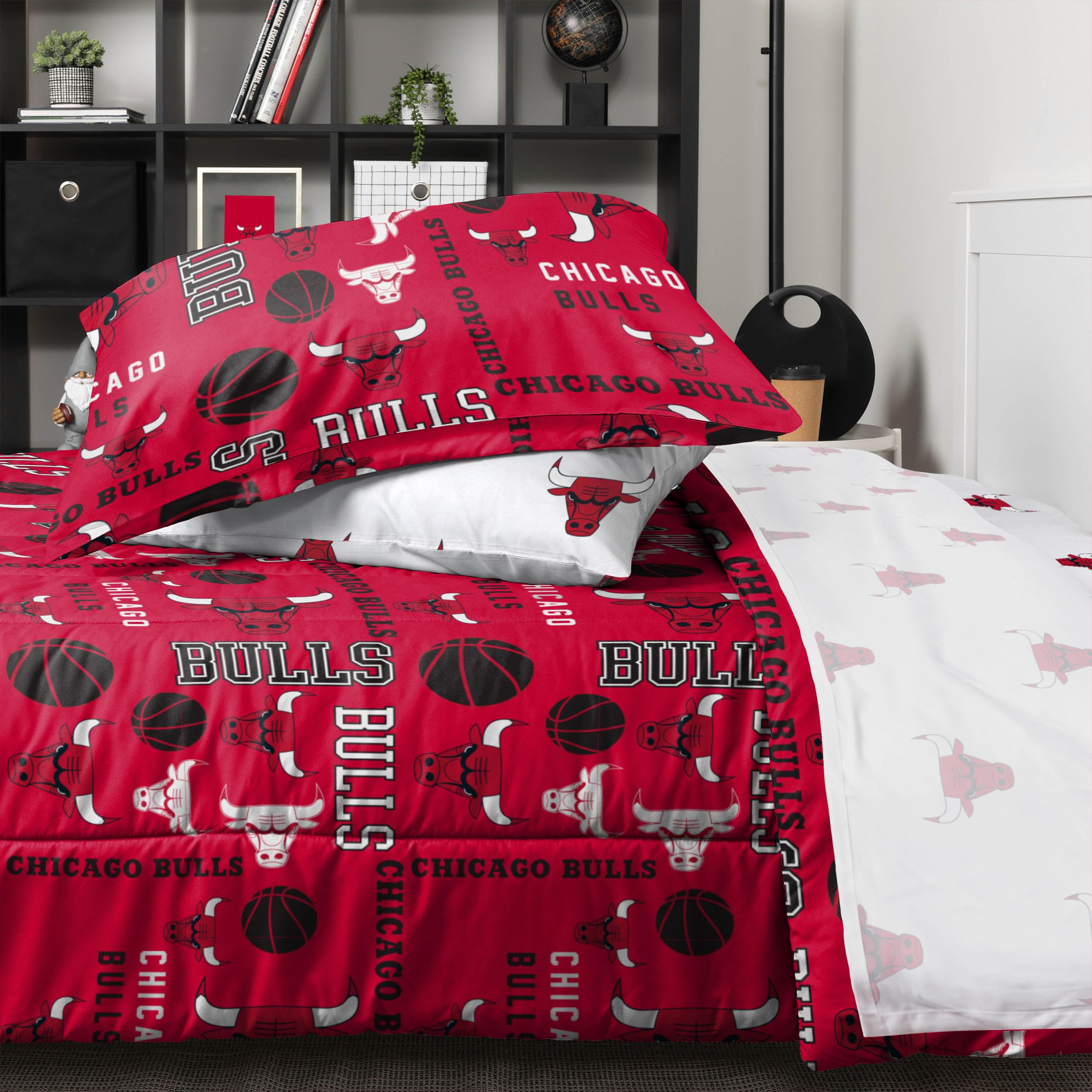 Chicago Bulls NBA Team Color 5-Piece Full Bed in a Bag Comforter Set - Officially Licensed Bulls Bedding for Fans, Perfect for Game Nights & Themed Bedrooms