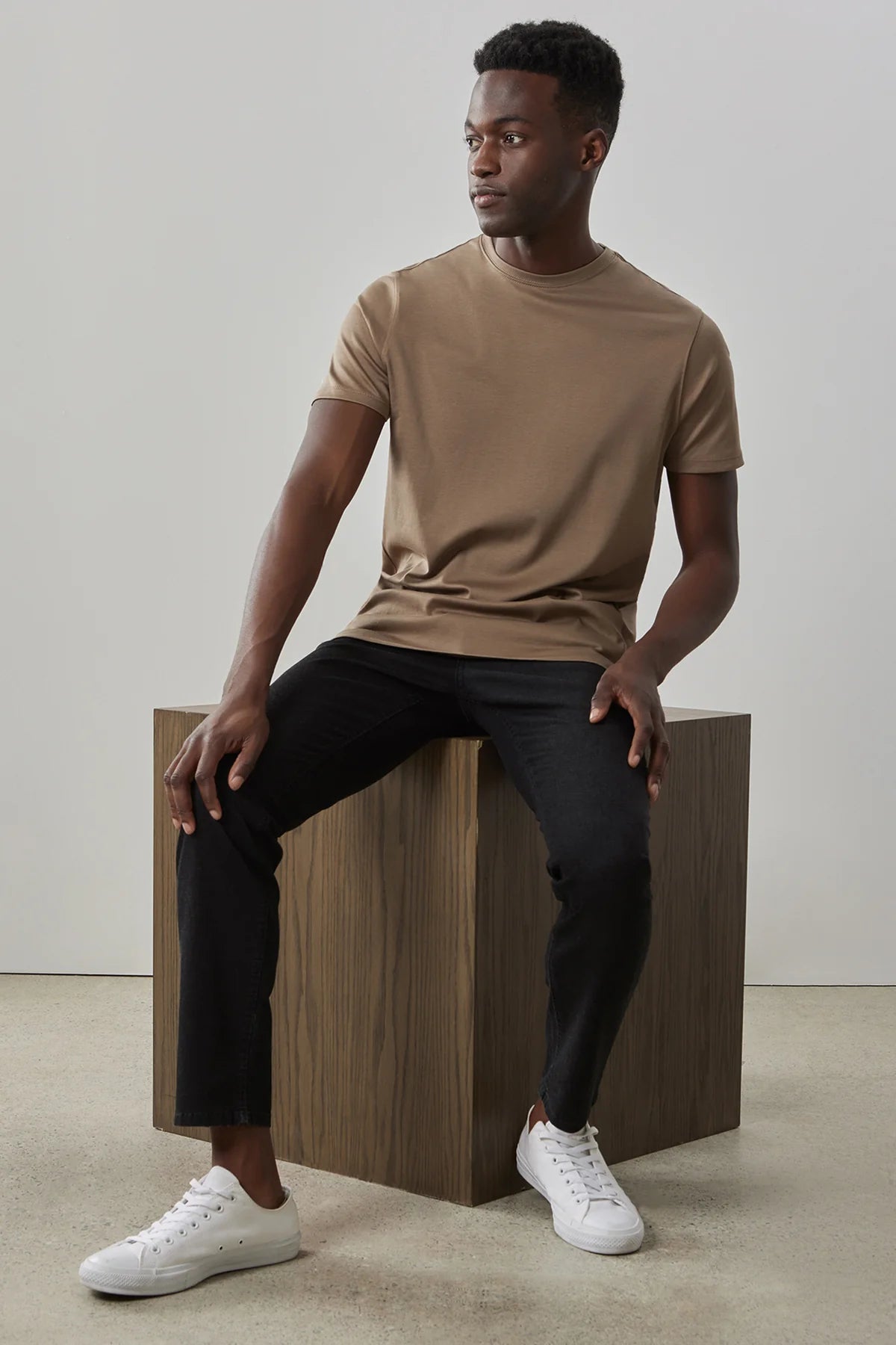 Robert Baraket Cherry Georgia T-Shirt - Soft Cotton Casual Tee for Men - Perfect for Everyday Wear, Outings & Relaxation