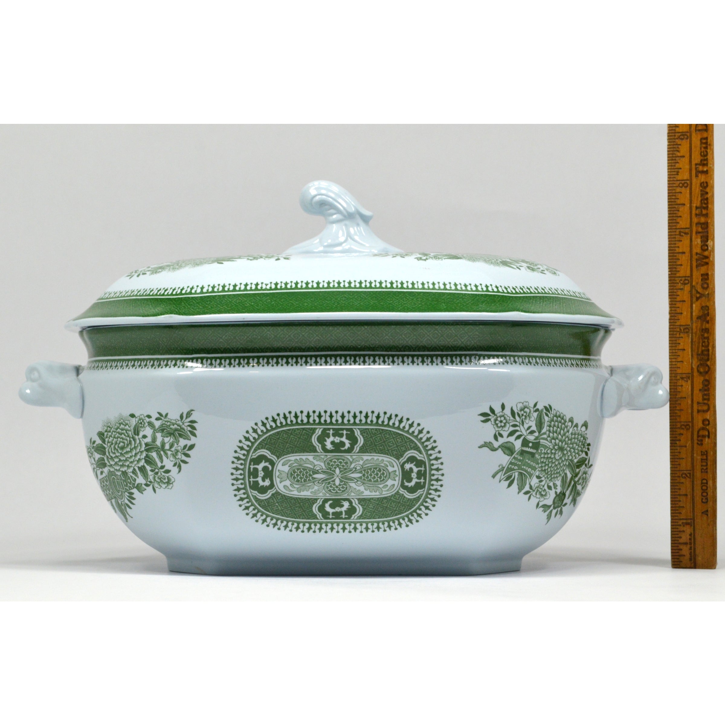Premium SPODE 'FITZHUGH' Green 1-Gallon Large Soup Tureen with Lid - Elegant Serving Bowl for Dinner Parties & Holiday Entertaining