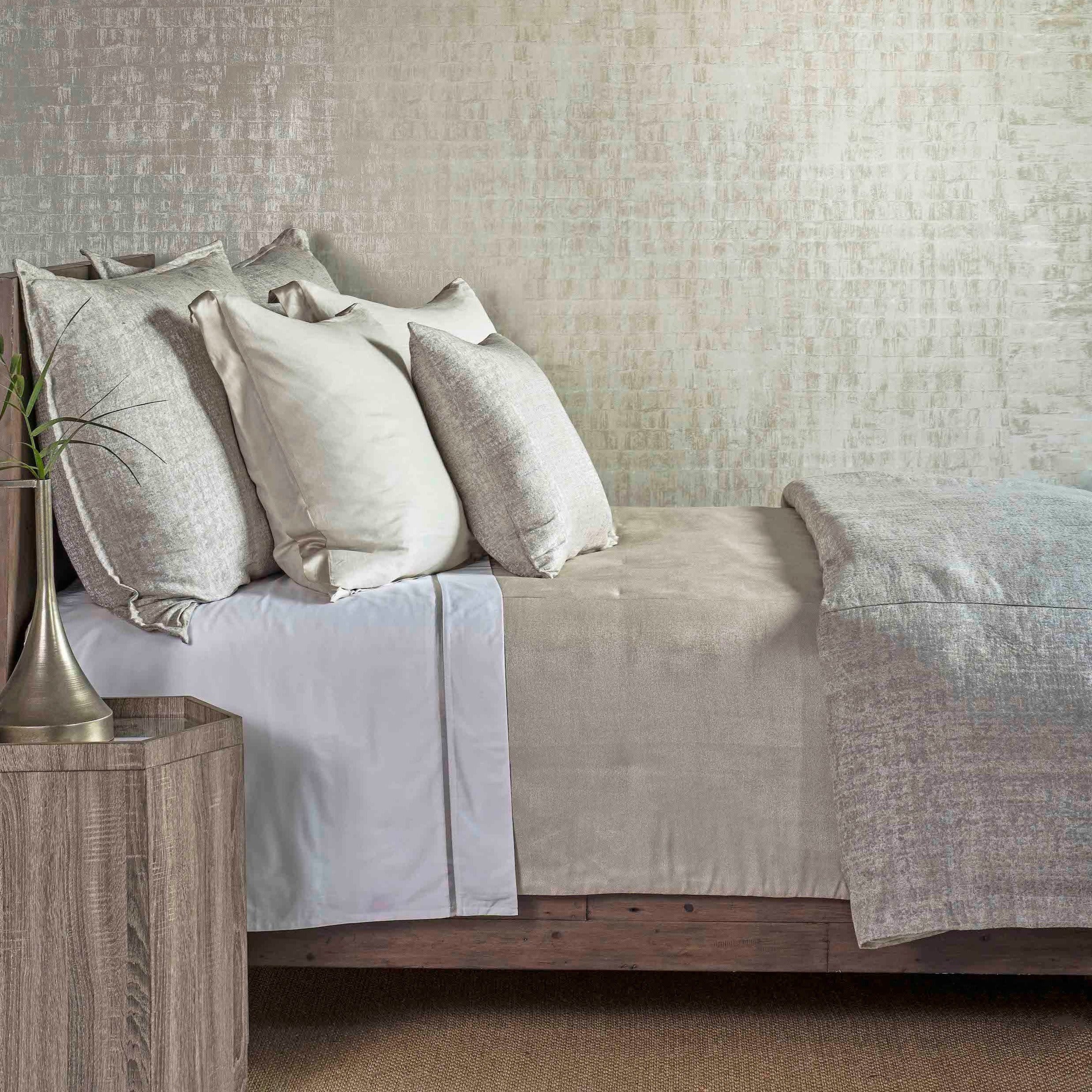 Premium Serac Duvet Cover Set - Soft & Breathable Bedding for All Seasons | Perfect for Master Bedroom, Guest Room & Airbnb Stays