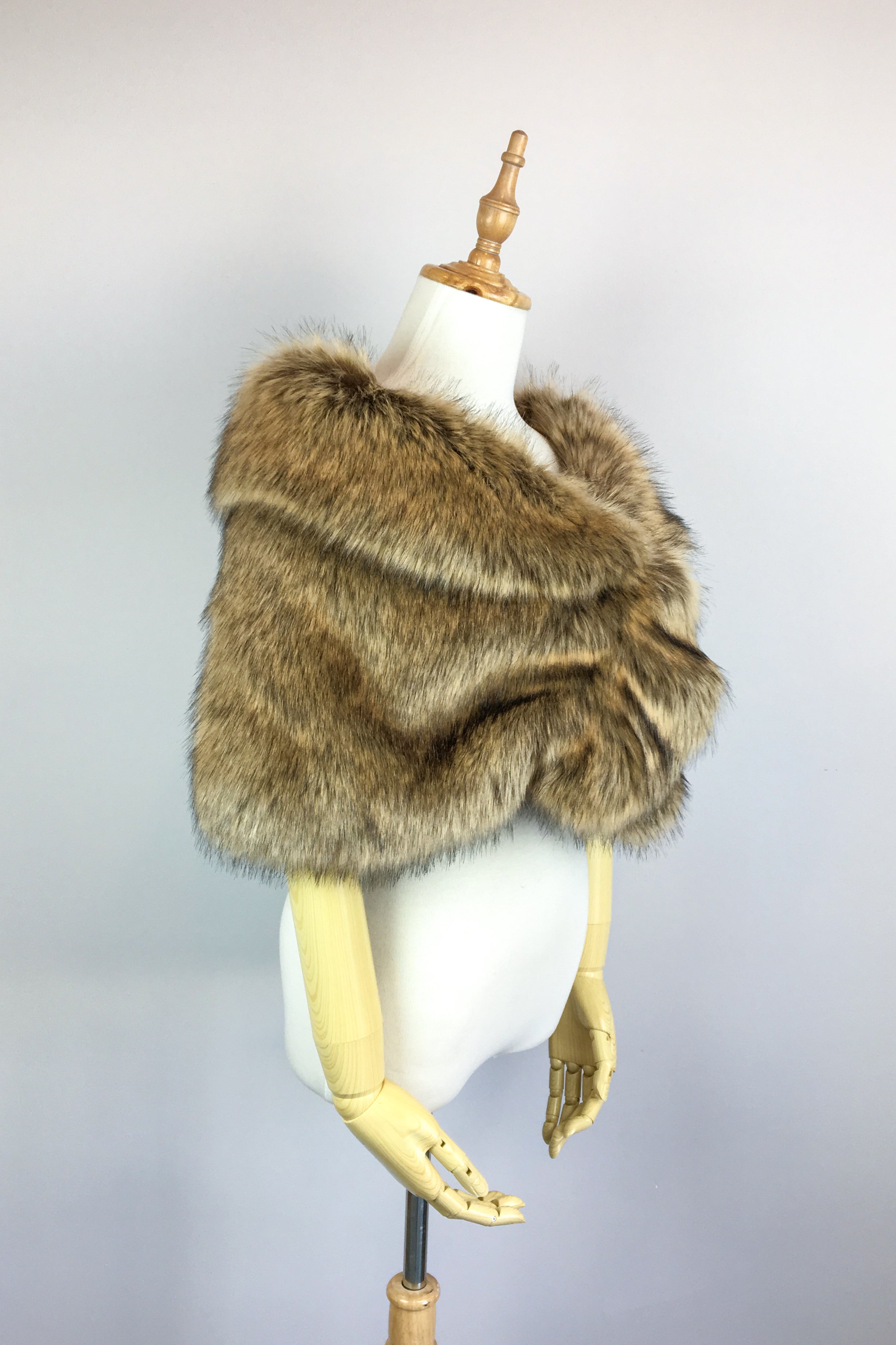 Luxury Brown Fur Shawl Wrap - Blair Brw03 - Soft & Warm Winter Fashion Accessory for Women - Perfect for Evening Parties, Weddings & Cold Weather Outfits
