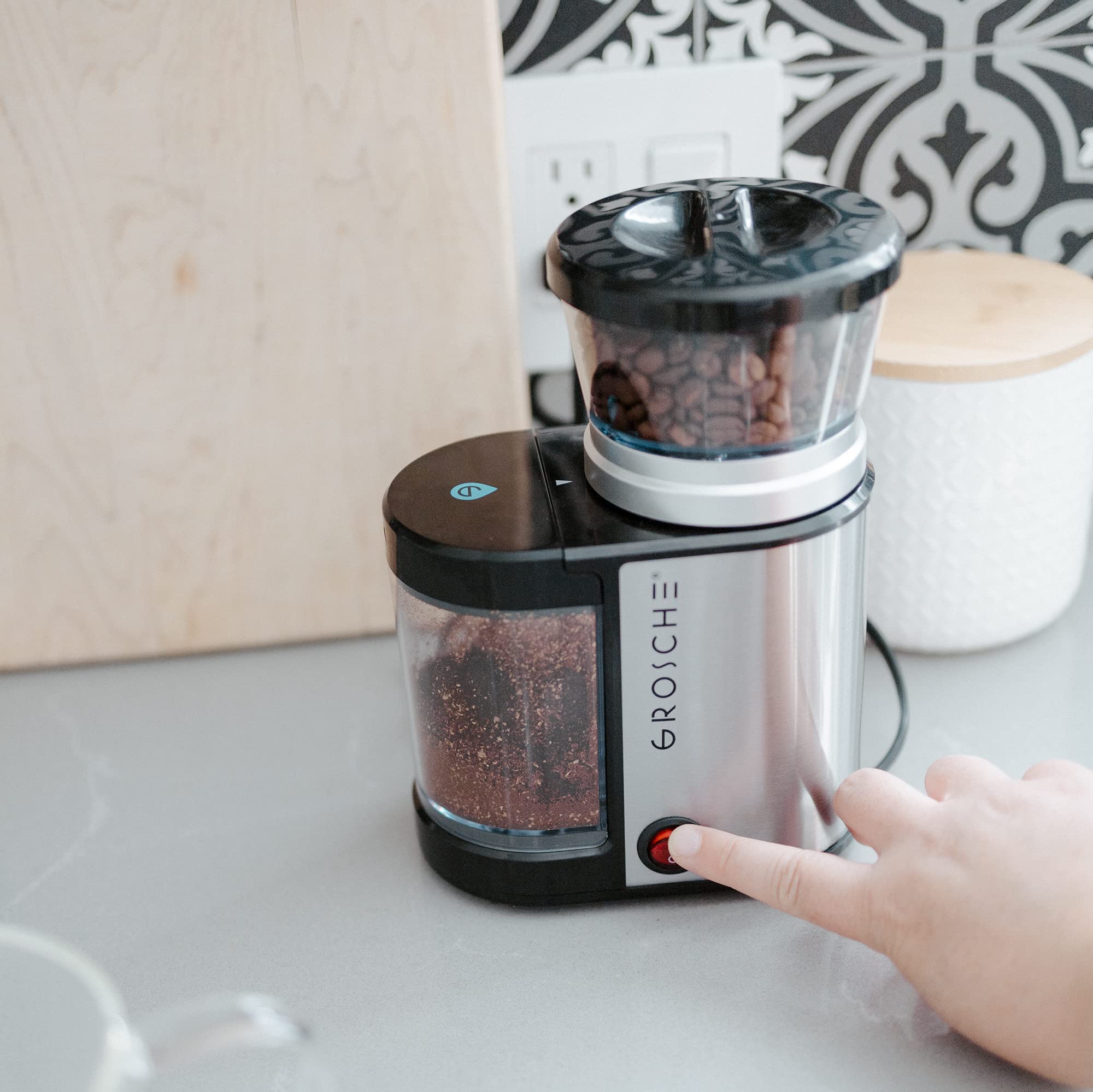 GROSCHE Bremen Coffee Grinder - 20 Adjustable Grind Settings for Espresso, Pour Over & French Press | 12 Cup Large Capacity, Compact Design | Perfect for Home, Kitchen & Office Use | Ideal for Coffee Enthusiasts & Baristas