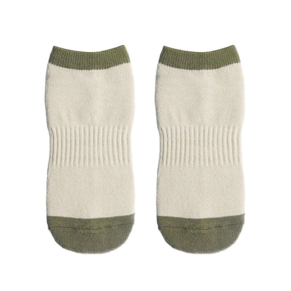 Non-Slip Grip Socks for Yoga, Pilates & Barre - Anti-Skid Workout Socks with Traction for Women & Men - Perfect for Dance, Gym & Home Exercise