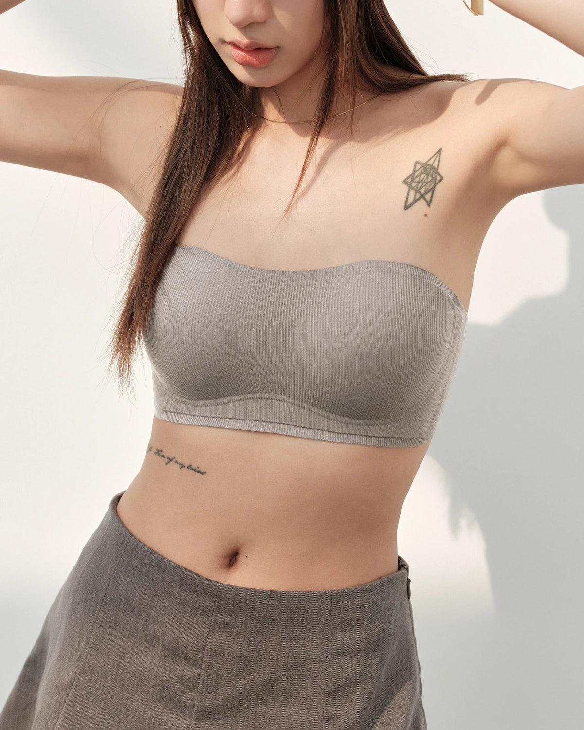 Seamless Non-Slip Silk Bandeau Bra for Women - Comfortable Strapless Bralette for Yoga, Sleep & Everyday Wear
