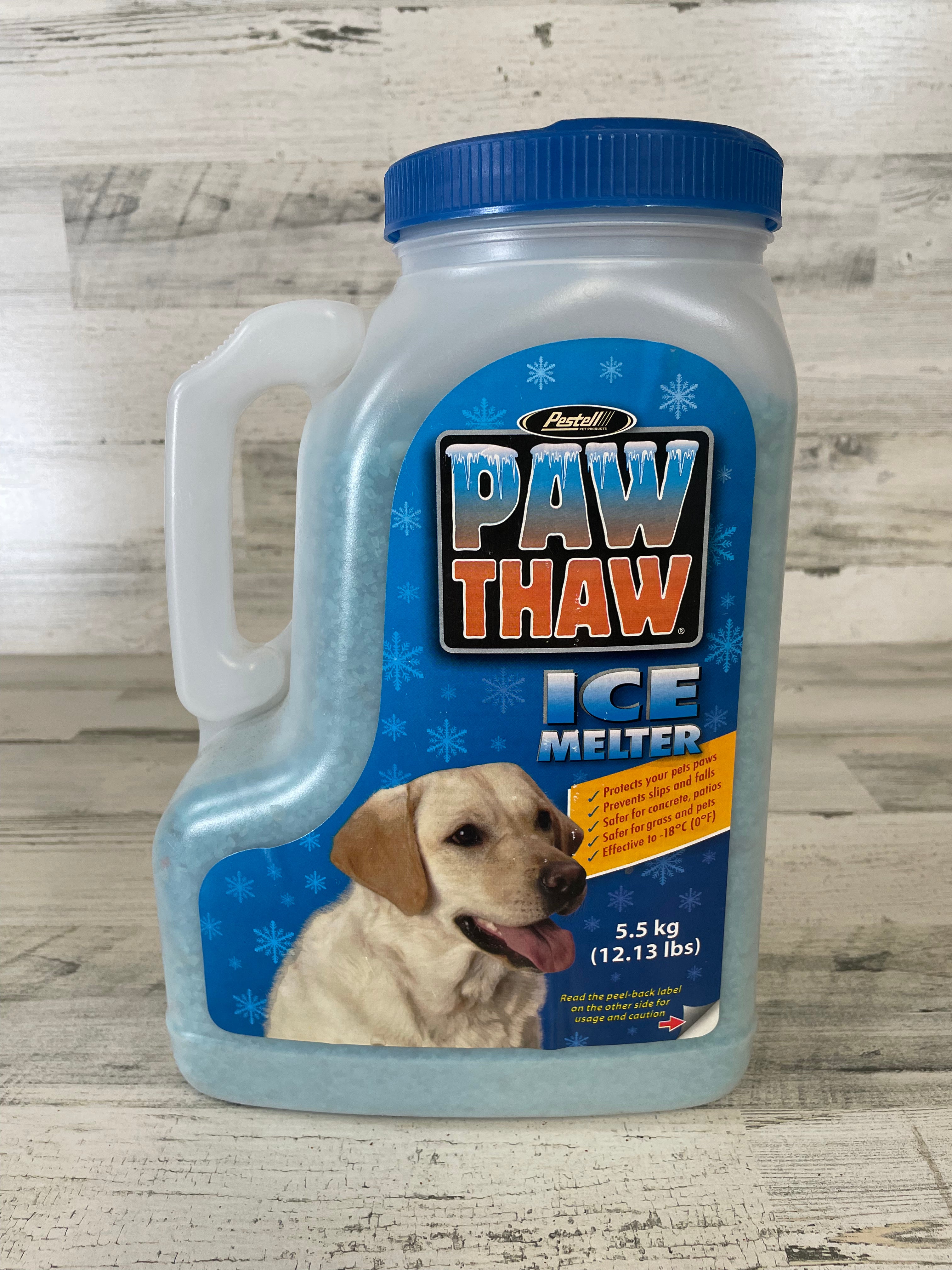 PetSafe Paw Thaw Ice Melt - Pet-Friendly Ice Melter for Sidewalks & Driveways - Safe for Pets, Kids, & Concrete - Winter Snow & Ice Removal Solution