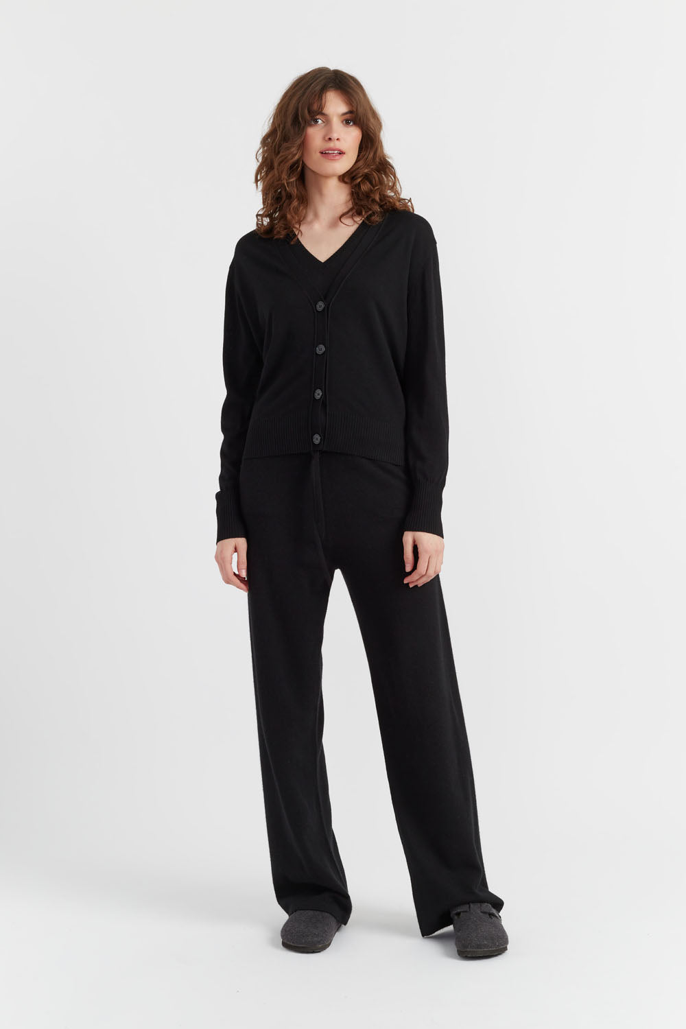 Premium Black Pure Merino Wool Cardigan for Women & Men - Soft & Warm Winter Sweater for Office, Travel & Casual Wear