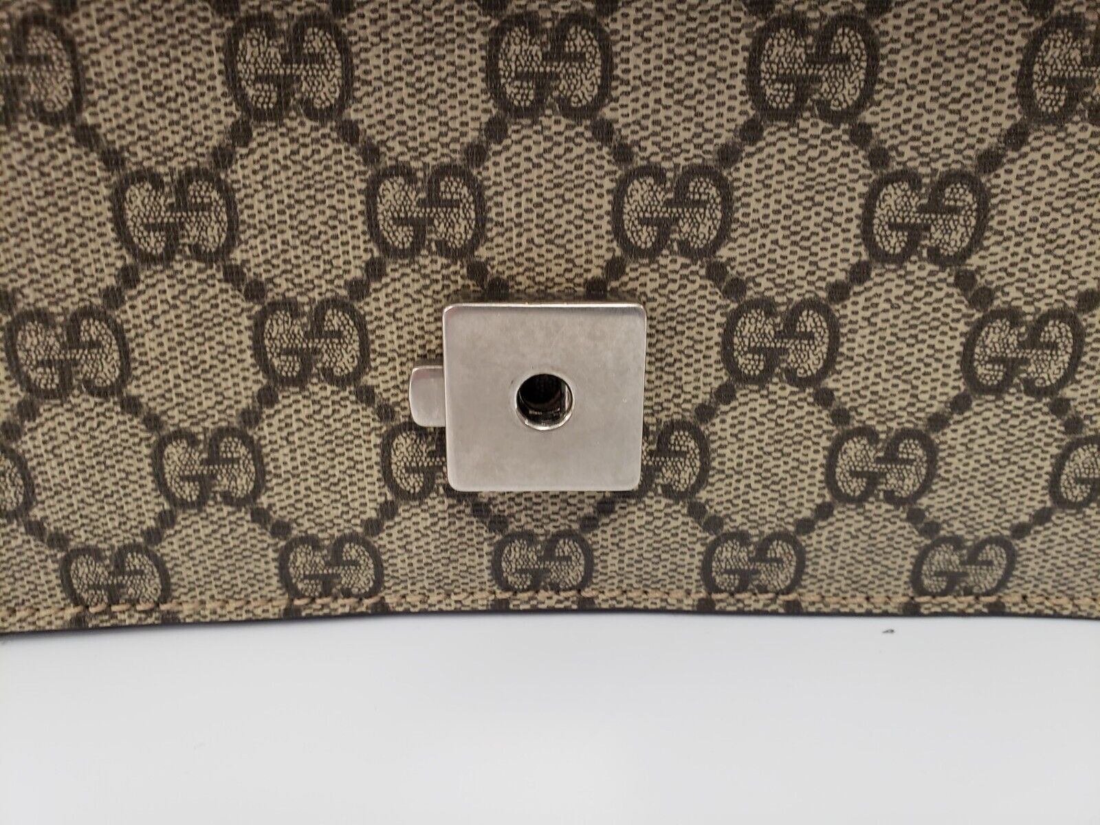 Gucci Dionysus GG Supreme Mini Bag - Luxury Crossbody Purse for Women | Perfect for Parties, Date Nights & Everyday Use