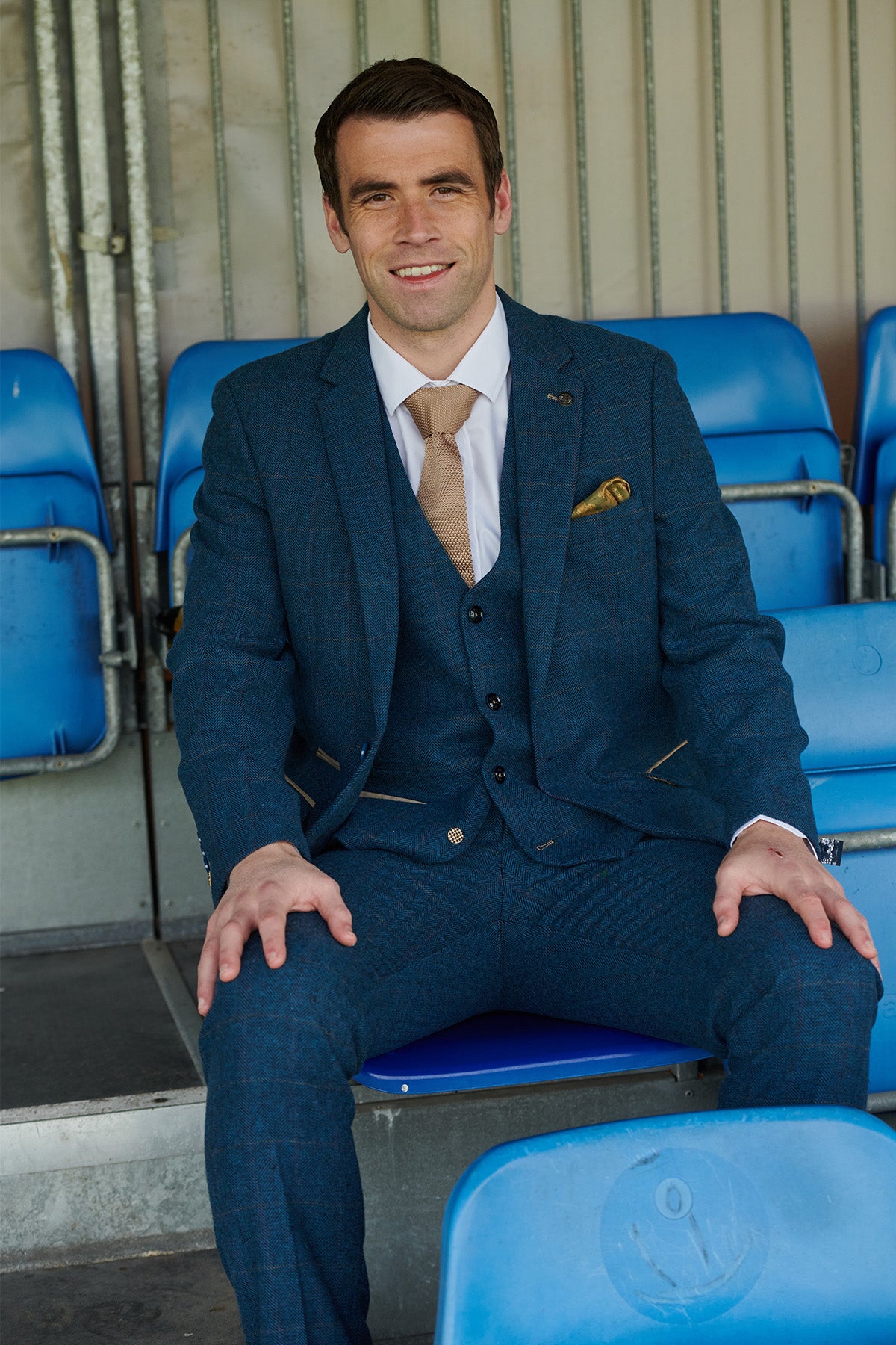 Everton FC Séamus Coleman DION Blue Tweed Check Suit - Official Licensed Football Suit for Matchday, Gameday & Special Events