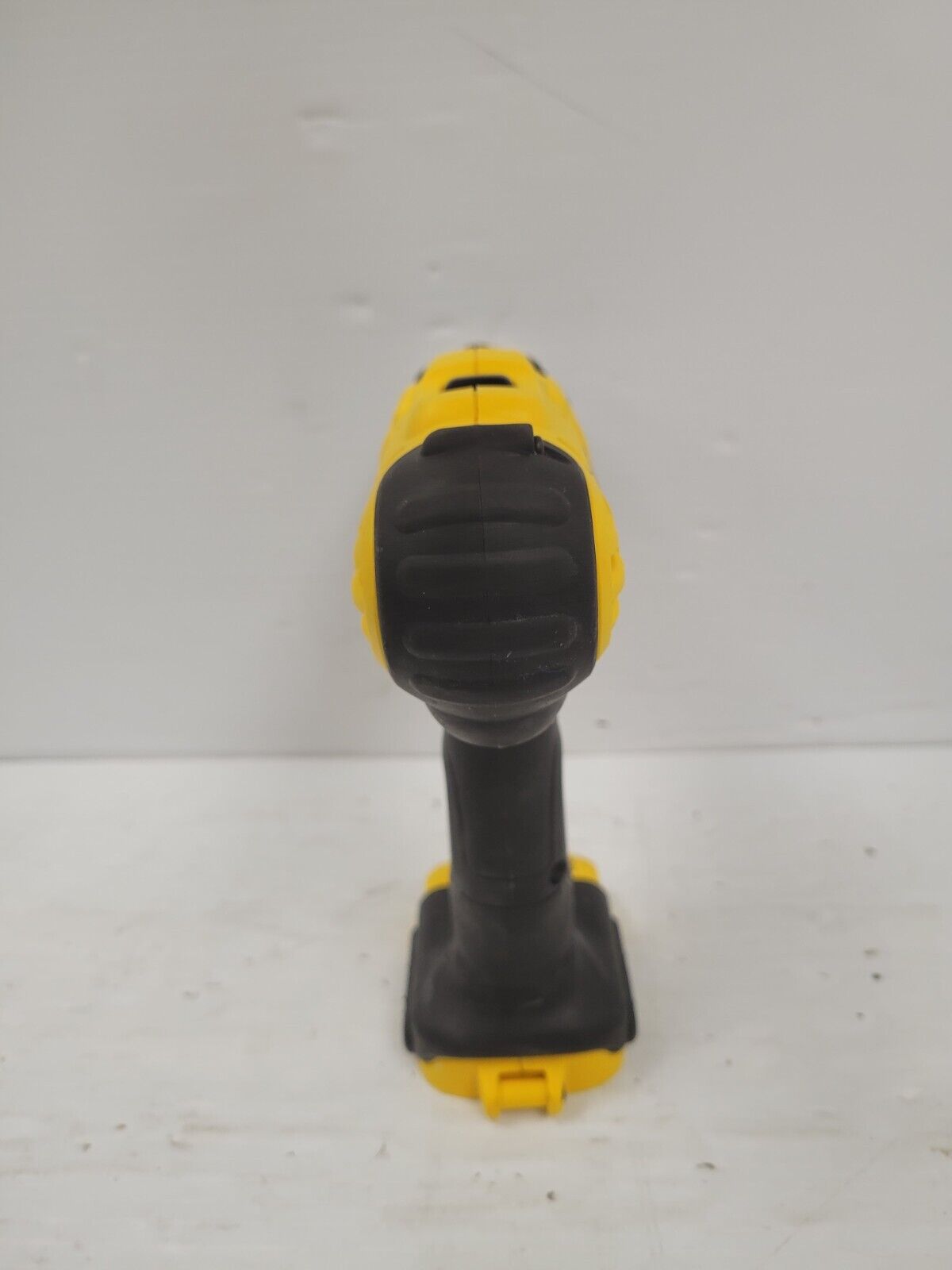 DEWALT DCD771 20V MAX Cordless Drill Driver - Powerful & Lightweight for DIY Projects, Home Repairs & Construction Work